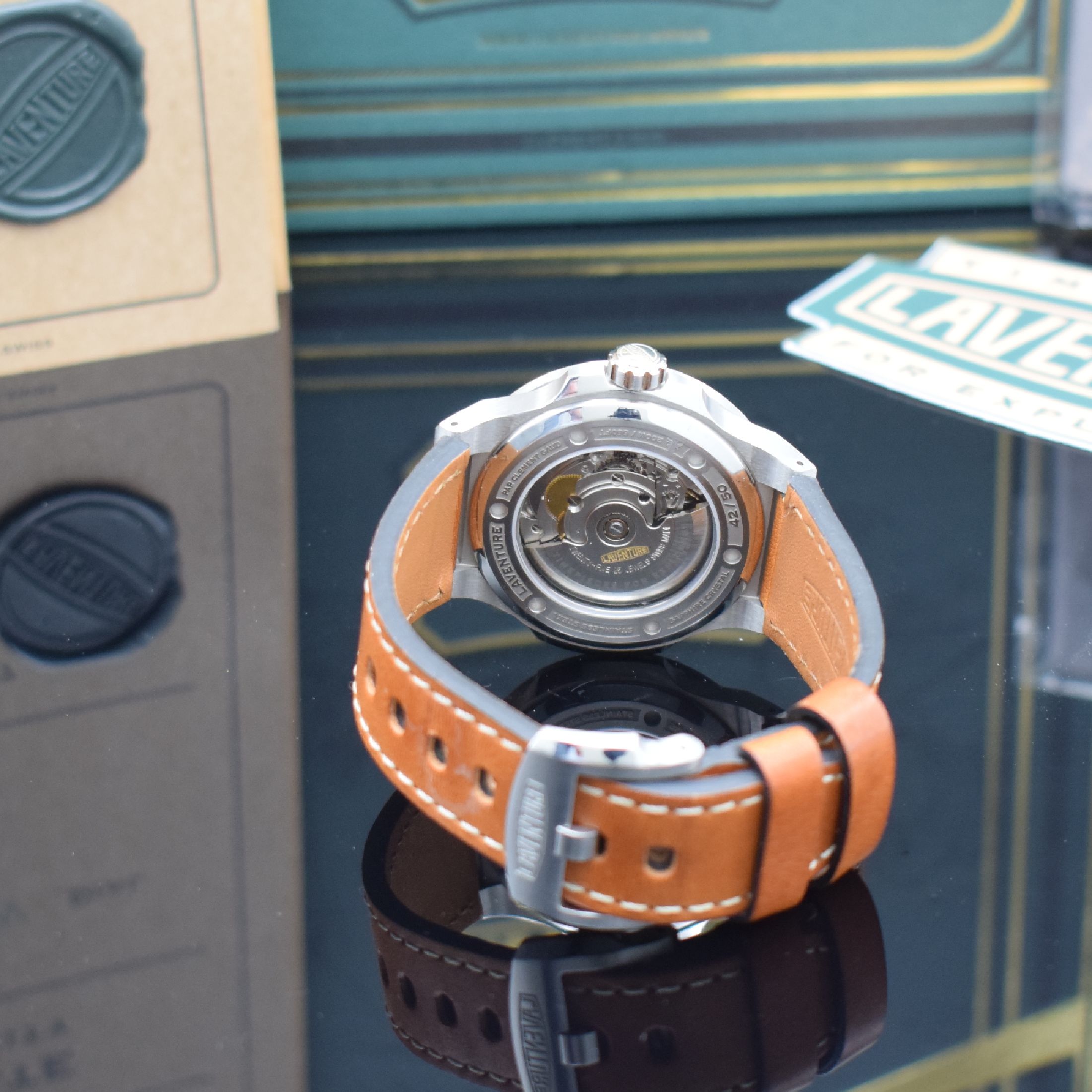 Detail d: LAVENTURE sehr seltene Armbanduhr Modell Marine, Automatik, ausverkauftes, auf 50 Stück limitiertes Sondermodell in Edelstahl inkl. orig. Lederband ...