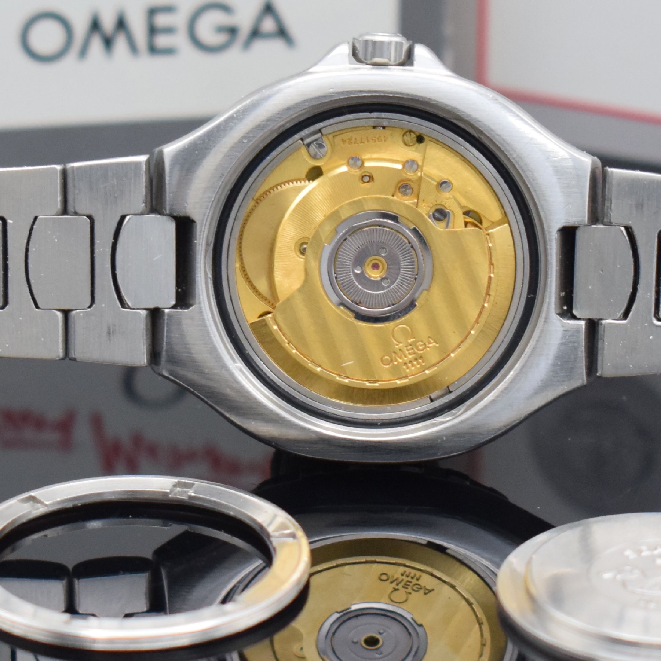Detail e: OMEGA Chronometer Seamaster sogenannte Pre Bond Herrenarmbanduhr Referenz 3681042, Automatik, Schweiz um 1986, verschr. Edelstahlgeh. inkl. ...