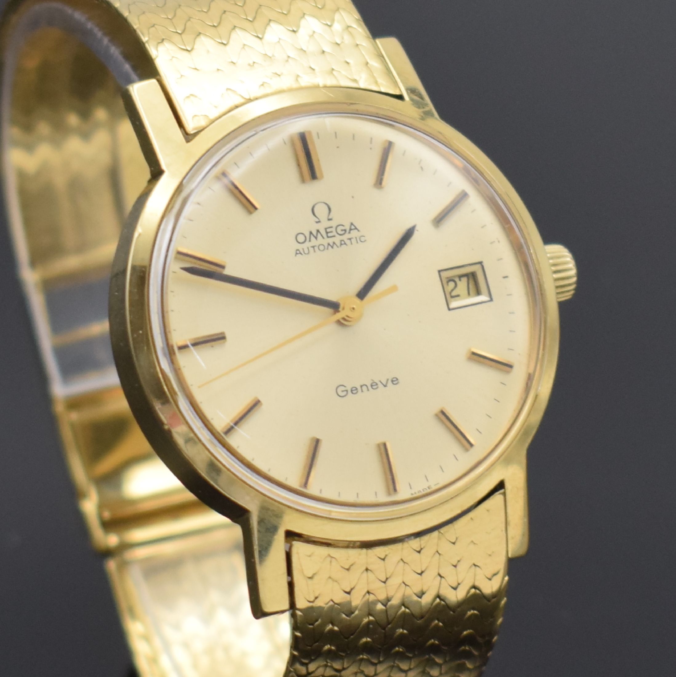 Detail c: OMEGA Herrenarmbanduhr Serie Geneve in GG 750/000 Referenz 166127, Schweiz um 1973, neutr. GG 750/000 Band, verschr. Boden m. Monogramm UC, ...