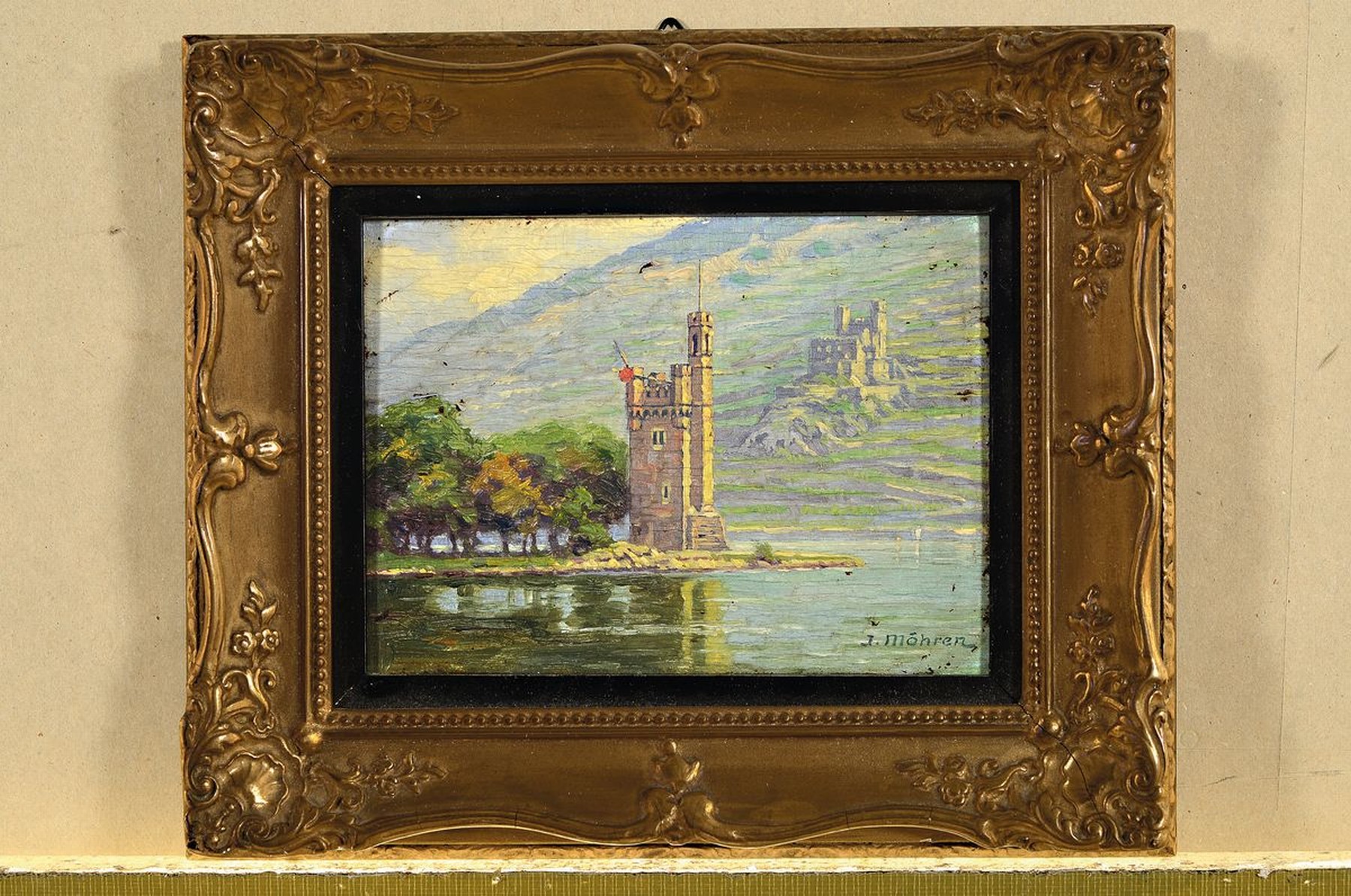 Detail k: Jean Möhren, 1876 Elberfeld-1958 München, Schüler von Anton Janke, hier: Blick auf den Mäuseturm zu Bingen und die Ruine Ehrenfels, Öl/Holz, ...