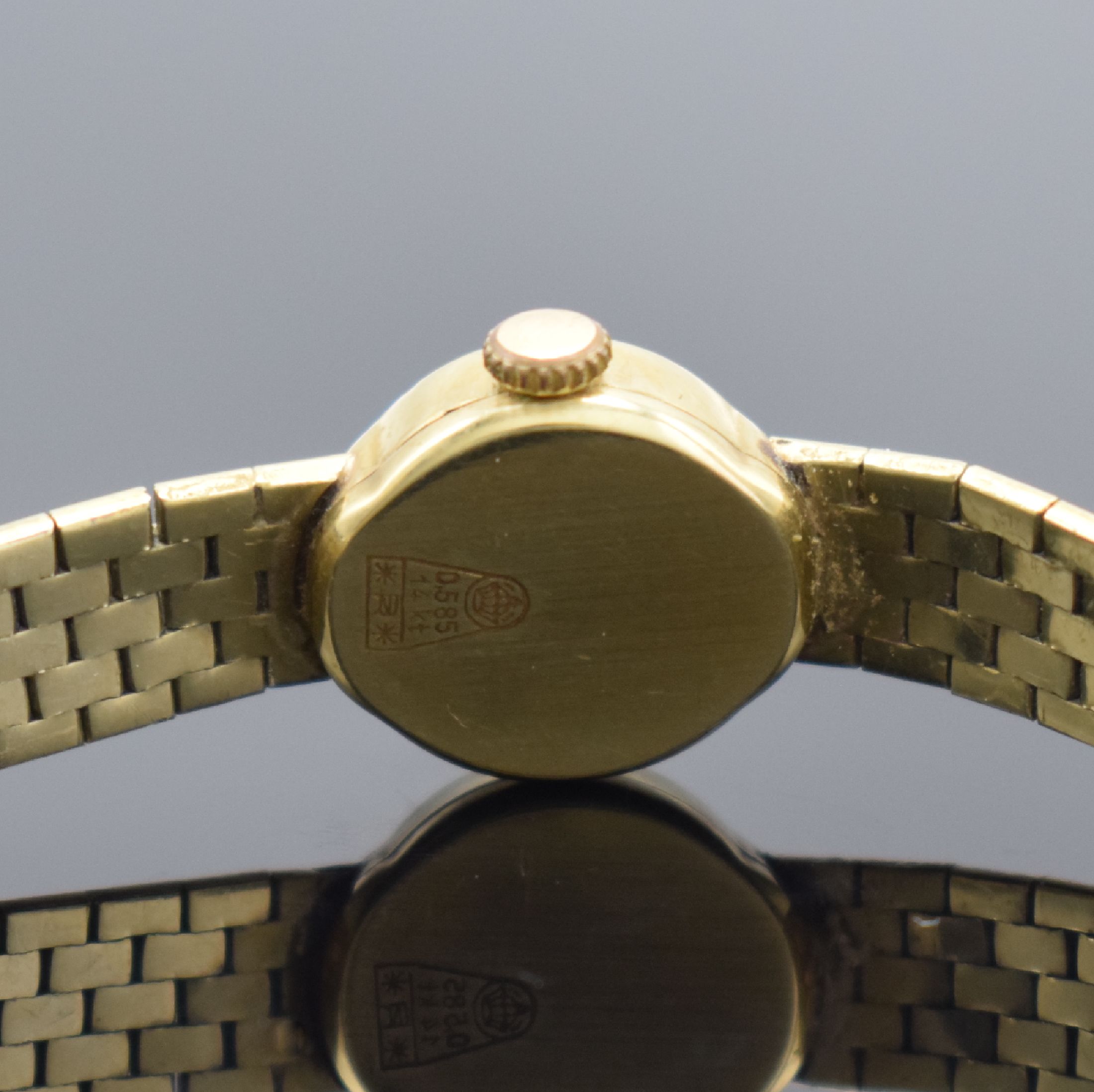 Detail c: PARA Klasse Damenarmbanduhr in GG 585/000, Schweiz 1960er Jahre, Handaufzug, Boden aufgedr., an GG 585/000 Armband, silb. Zifferbl. stark pat./fl., ...