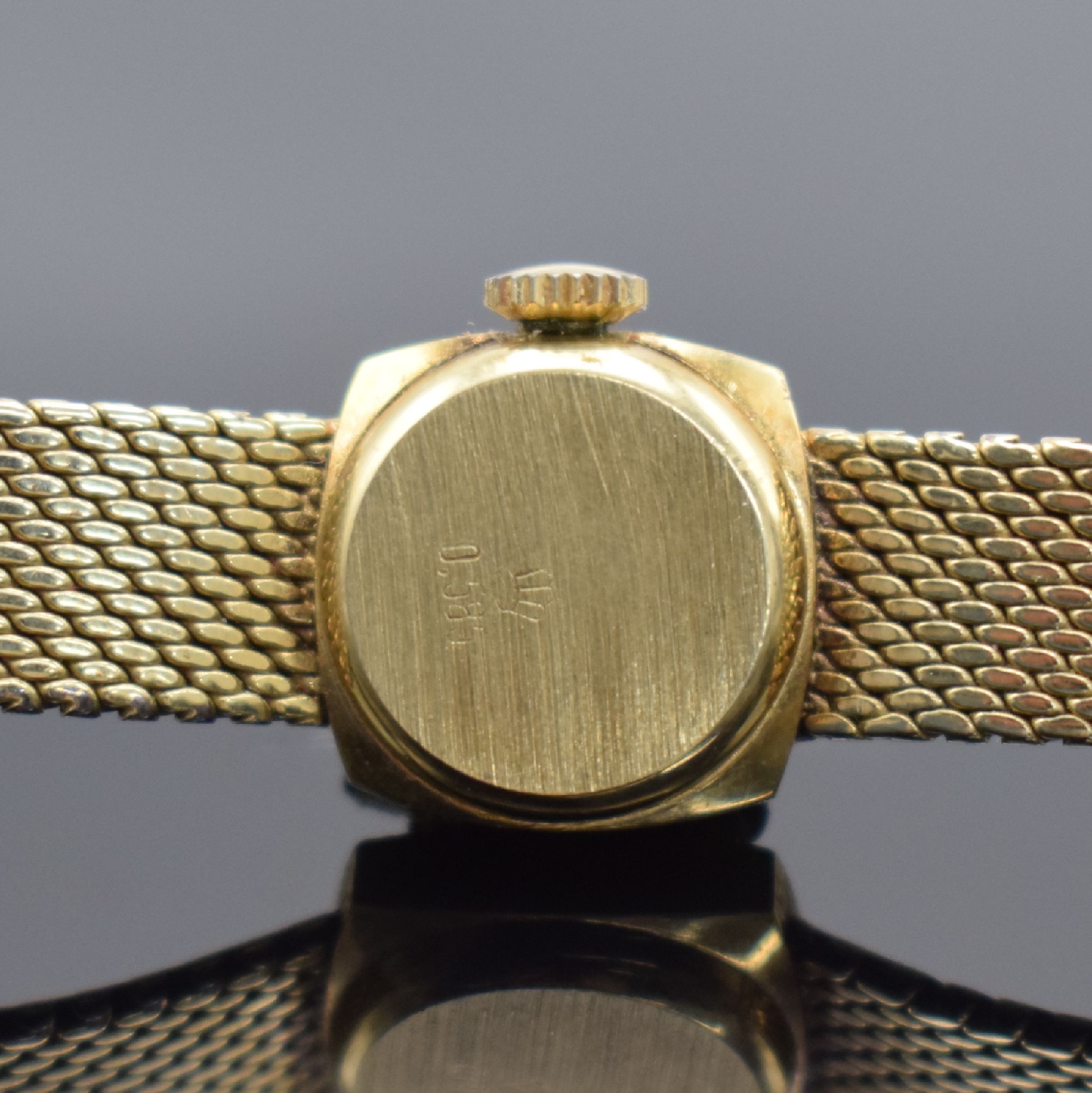 Detail c: EXQUISIT Damenarmbanduhr in GG 585/000, Schweiz 1960er Jahre, Handaufzug, Geh. an Goldband in GG 585/000, Boden aufgedr., silb. Zifferbl. m. aufgel. ...