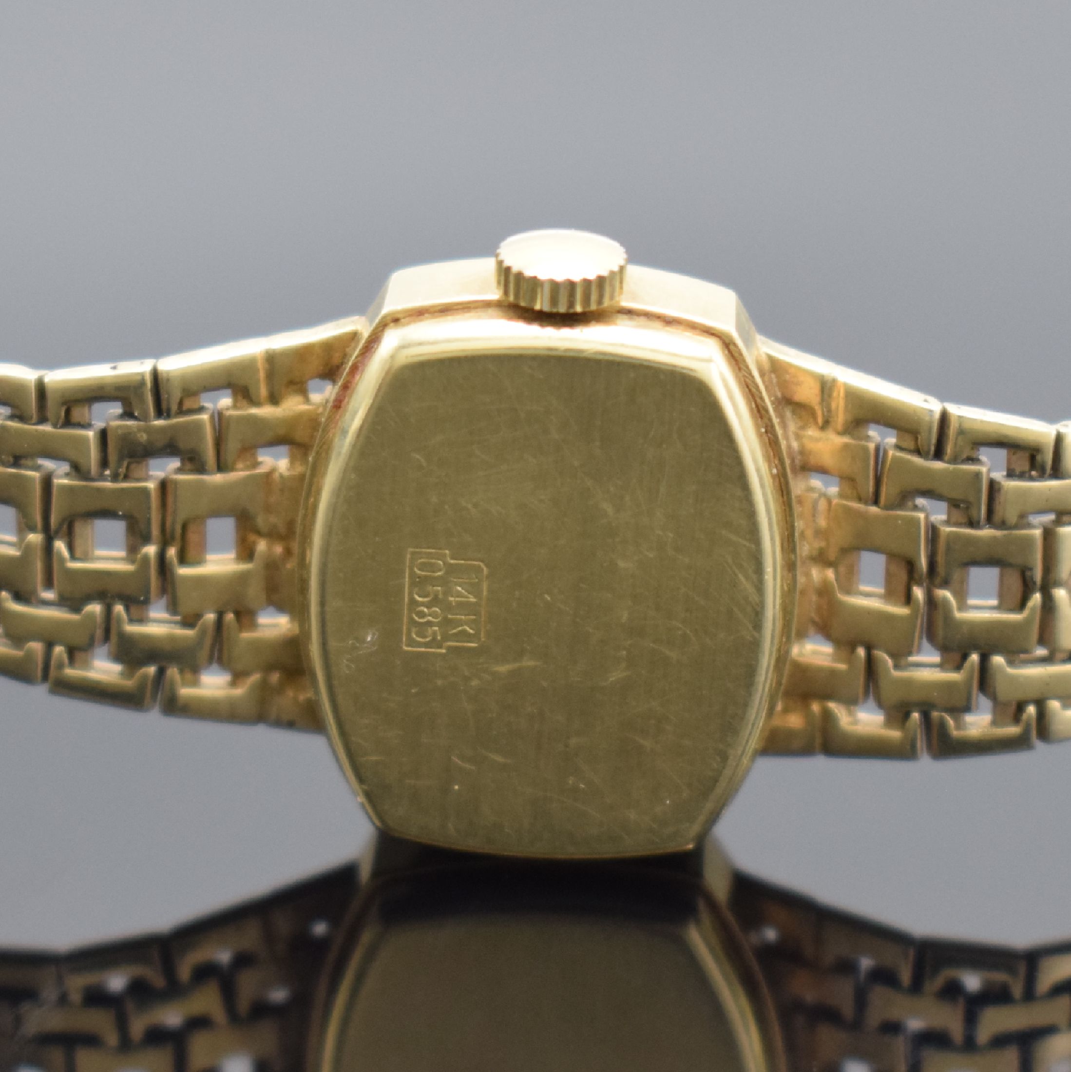 Detail c: FORMATIC Damenarmbanduhr in GG 585/000, Schweiz 1960er Jahre, Handaufzug, Geh. an Goldband in GG 333/000, Boden aufgedr., champagnerfarb. Zifferbl. ...