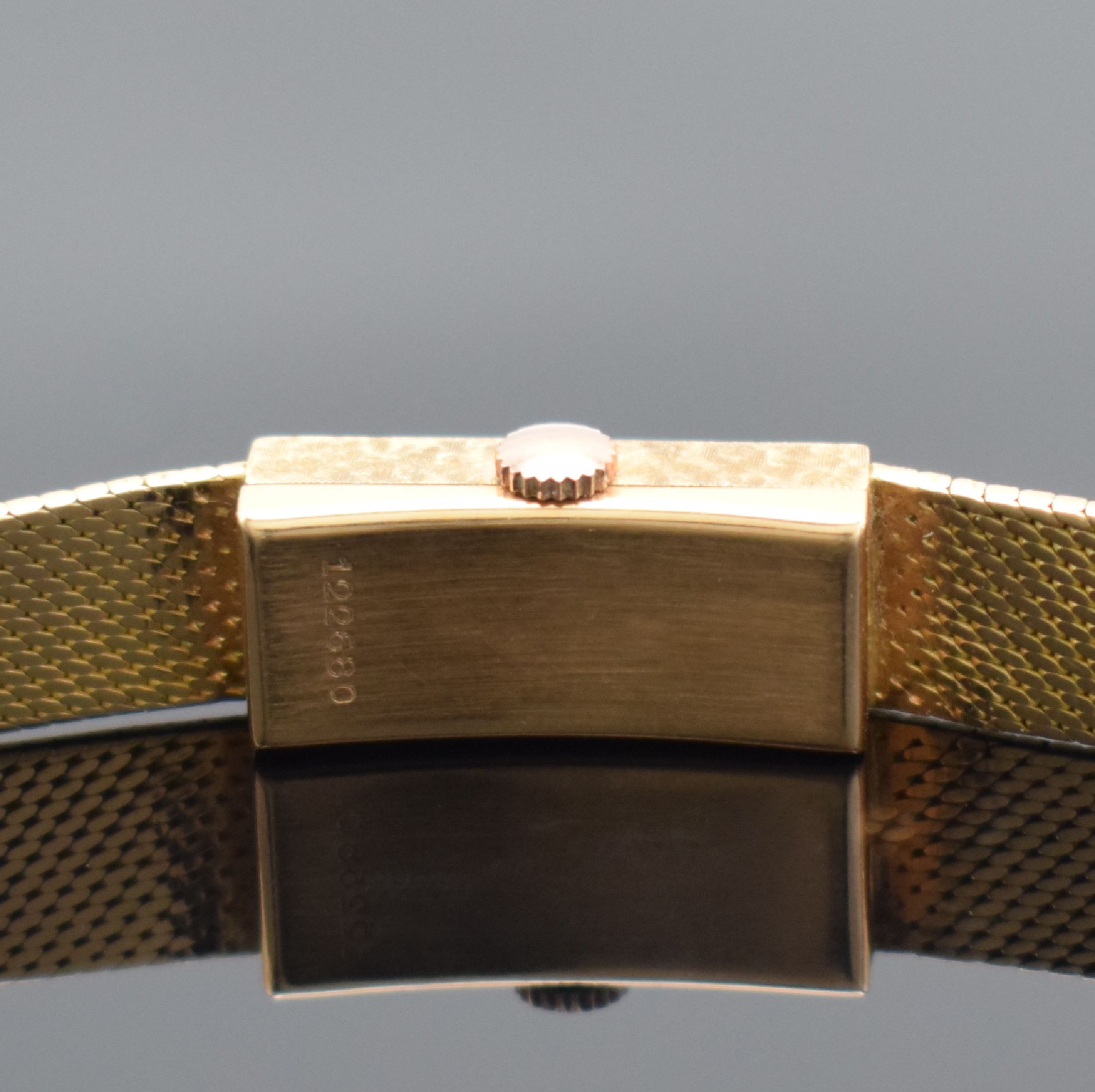 Detail d: NIVOR Damenarmbanduhr in RoséG 750/000, Schweiz 1960er Jahre, Handaufzug, Geh. an Goldband in RoséG 750/000, Boden aufgedr., silb. Zifferbl. m. ...