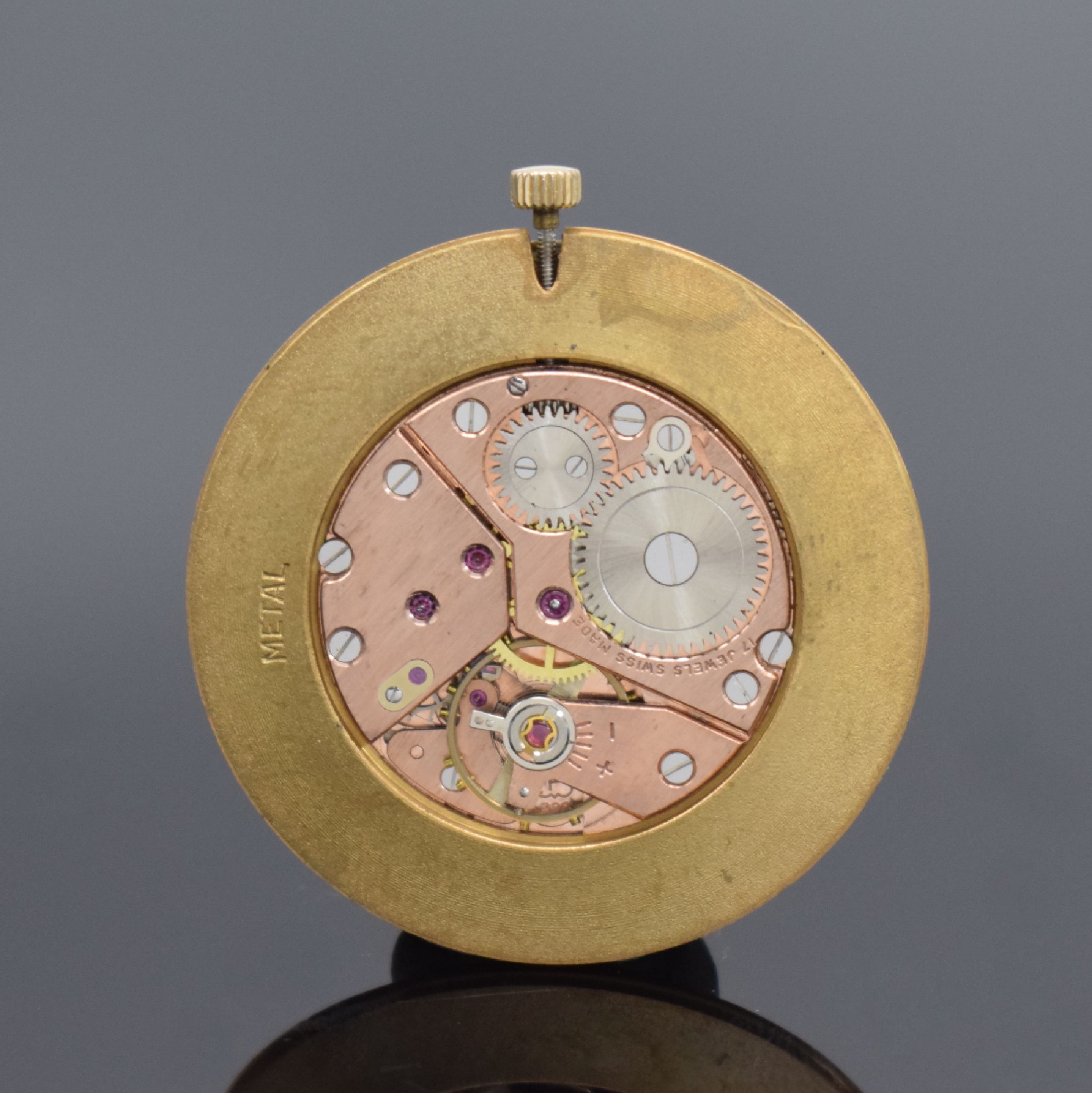 Detail c: TERVINA Frackuhr in GG 585/000 aus Lagerbestand, Schweiz um 1960, Handaufzug, Boden aufgedr., silb. Zifferbl. m. gold. Std. Ind. & Zeigern, rotverg. ...