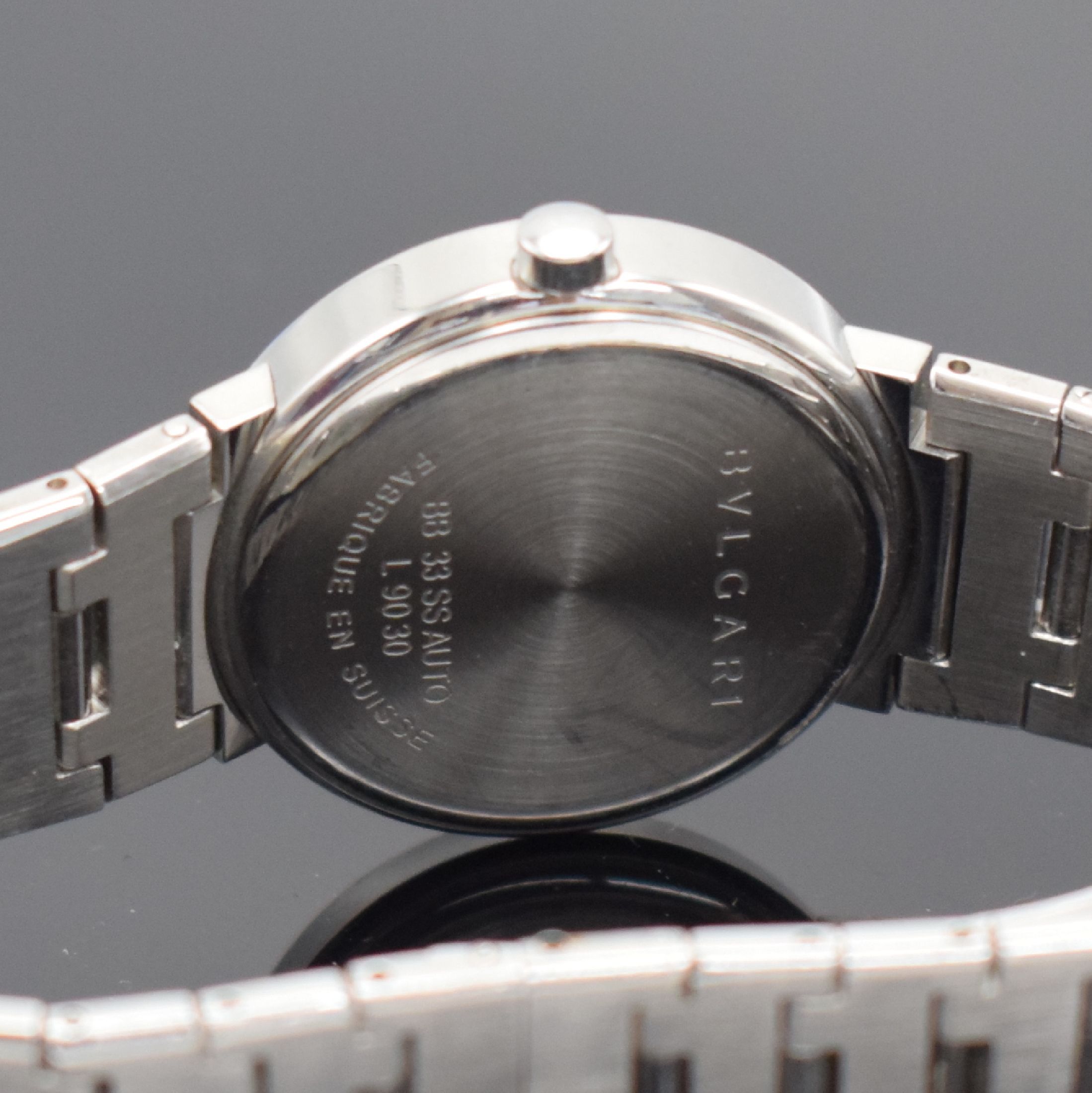 Detail c: BULGARI Armbanduhr in Stahl, Schweiz um 2000, quarz, Ref. BB 33 SS, orig. Gliederband m. Faltschl., Boden aufgedr., Lünette m. Bulgari-Gravur, ...