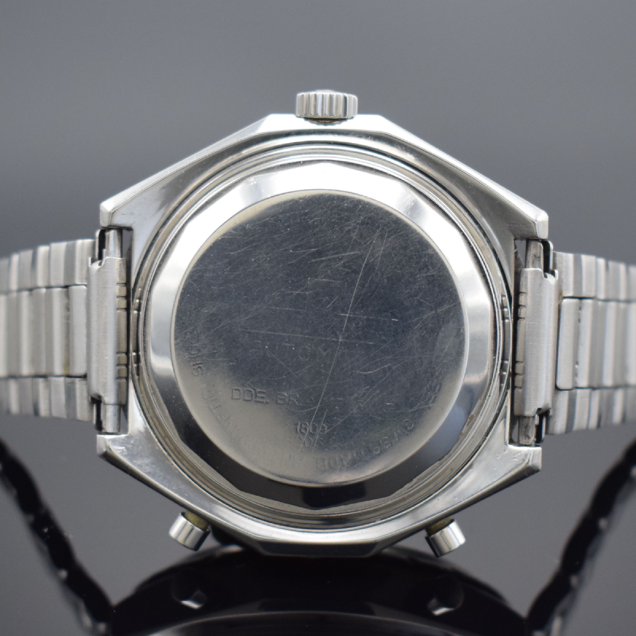 Detail c: BREITLING Cosmonaute Chrono-Matic Herrenchronograph Referenz 1809, Schweiz um 1969, Automatik, Edelstahlgeh. inkl. neutr. Gliederband m. Faltschl., ...