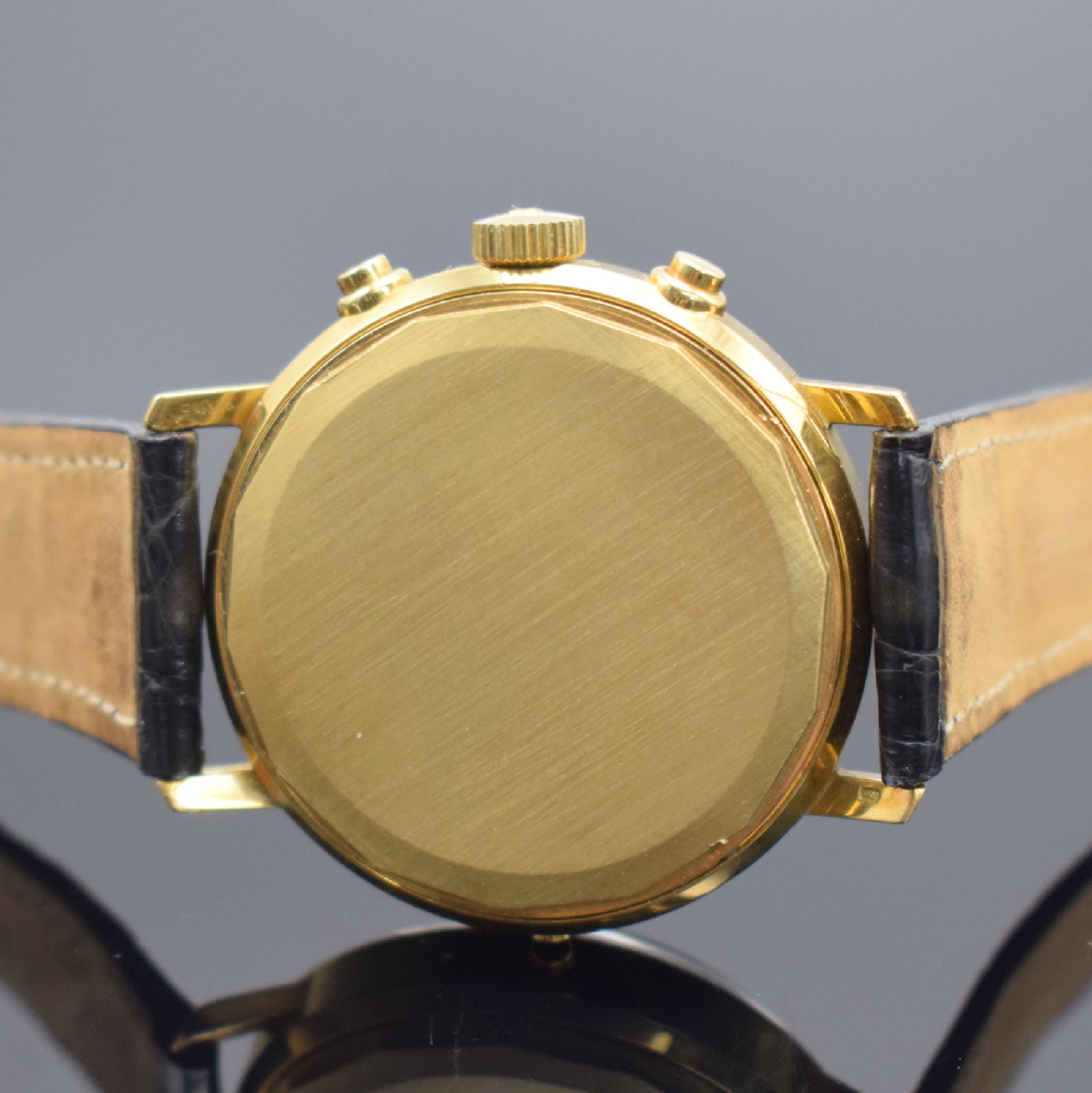 Detail c: TISSOT Le Locle Herrenchronograph mit Mondphase in GG 750/000, Schweiz um 1980, Handaufzug, Boden verschr., Korrekturdr. seitl. im Geh. b. 9, orig. ...