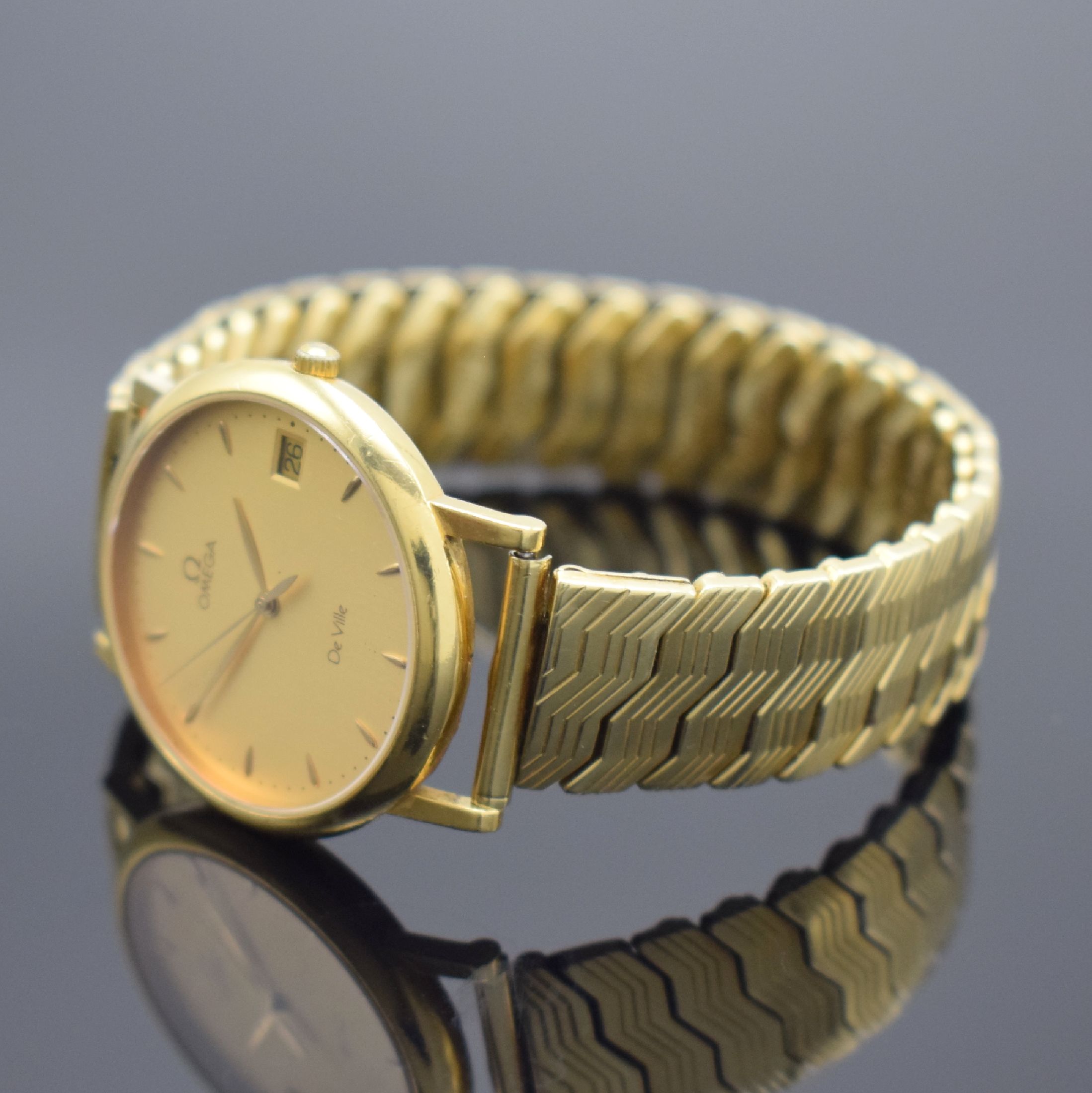 Detail b: OMEGA De Ville Herrenarmbanduhr in GG 750/000, Schweiz verk. lt. beil. Garantiekarte 04/1994, quarz, Boden aufgedr., neutr. Flexband in GG 585/000, ...