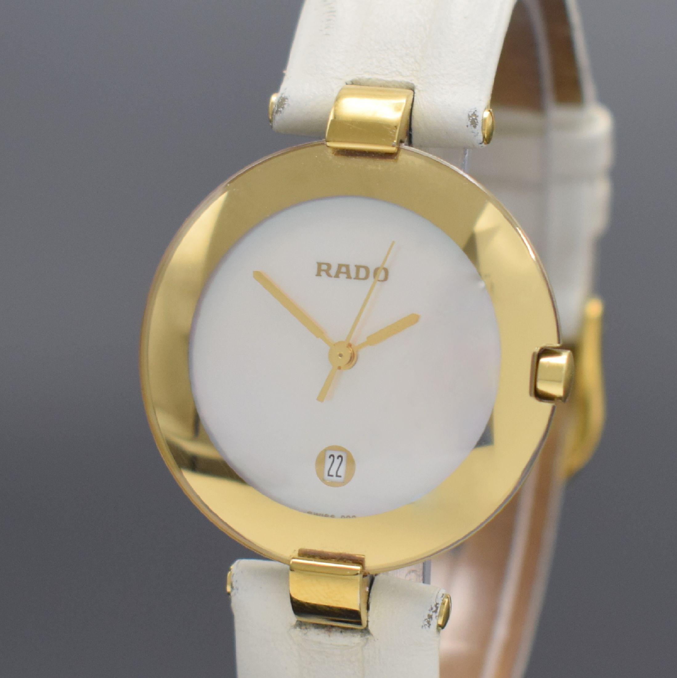 Detail a: RADO Damenarmbanduhr Coupole in Stahl vergoldet, Schweiz um 2005, quarz, Ref. 129.4077.4N, Boden aufgedr., Saphirglas, orig. Lederband m. verg. ...