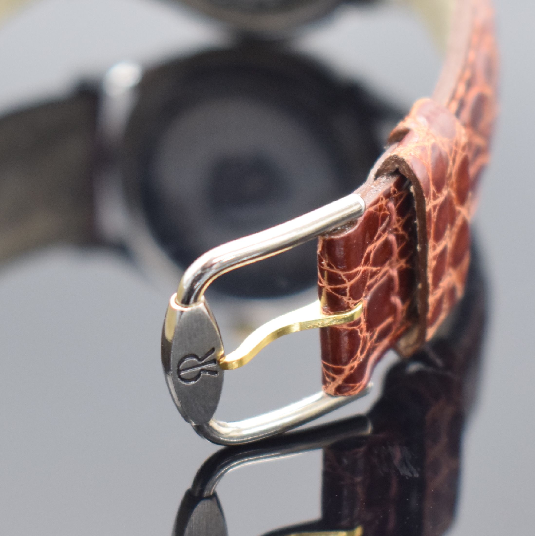 Detail b: REVUE THOMMEN GMT Power Reserve Armbanduhr in Stahl/GG 750/000, Schweiz lt. orig. Papier verk. 2001, Automatik, beids. vergl. Geh., Korrekturdrücker ...