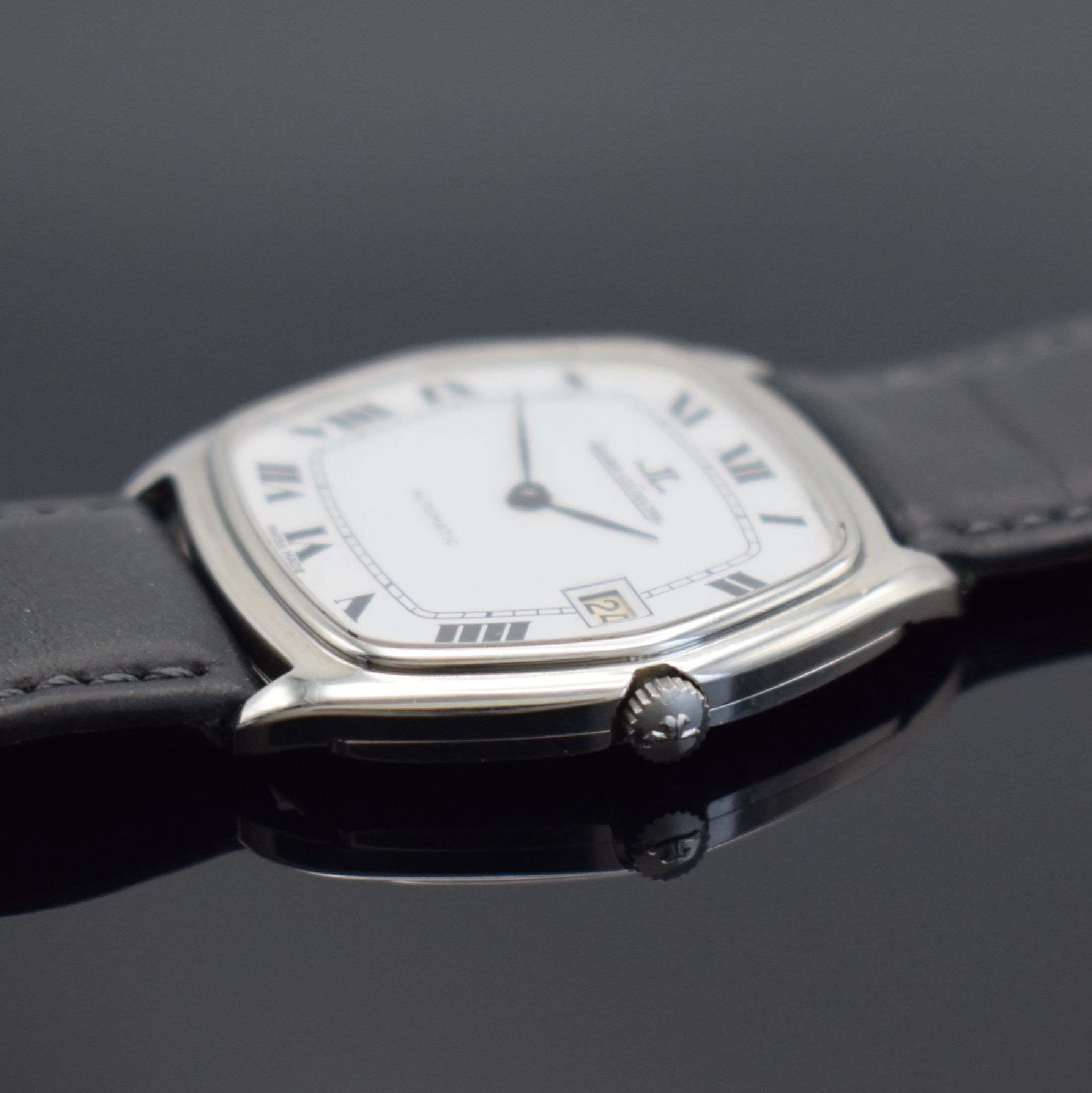 Detail c: Jaeger-LeCoultre elegante Herrenarmbanduhr in Stahl, Schweiz um 1975, Automatik, 4-fach verschr. 6-eckiges Geh. Ref. 5000 42, weißes Zifferbl. m. ...