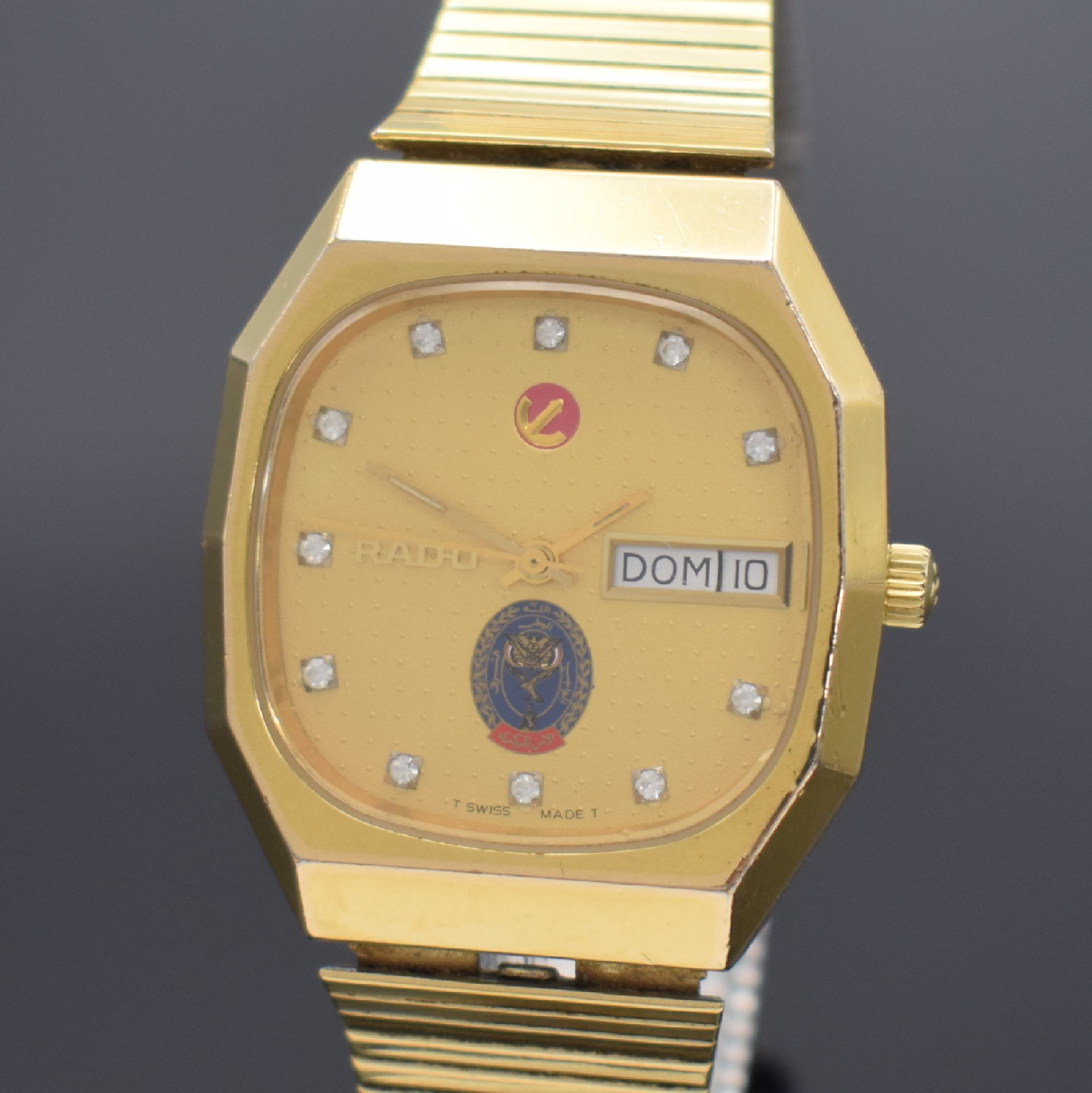 Detail f: RADO 2 vergoldete Armbanduhren, Schweiz um 1960/1975, Automatik, 1. Starliner, Stahlboden m. Bajonette-Verschluß, silb. Zifferbl., Datum b. 3, vern. ...