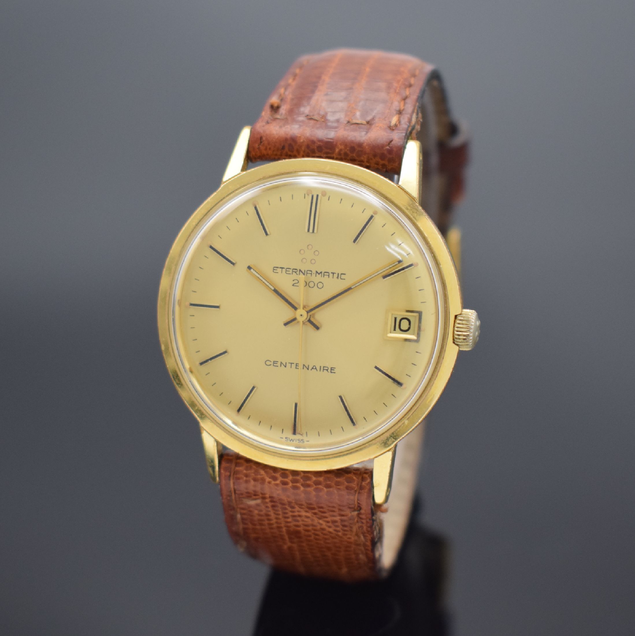 Detail a: ETERNA-MATIC 2 Herrenarmbanduhren, Schweiz um 1970, Automatik, 1. Ref. 346T, verschr. Stahlgeh. m. Goldhaube, silb. Zifferbl., gold. Indizes & ...