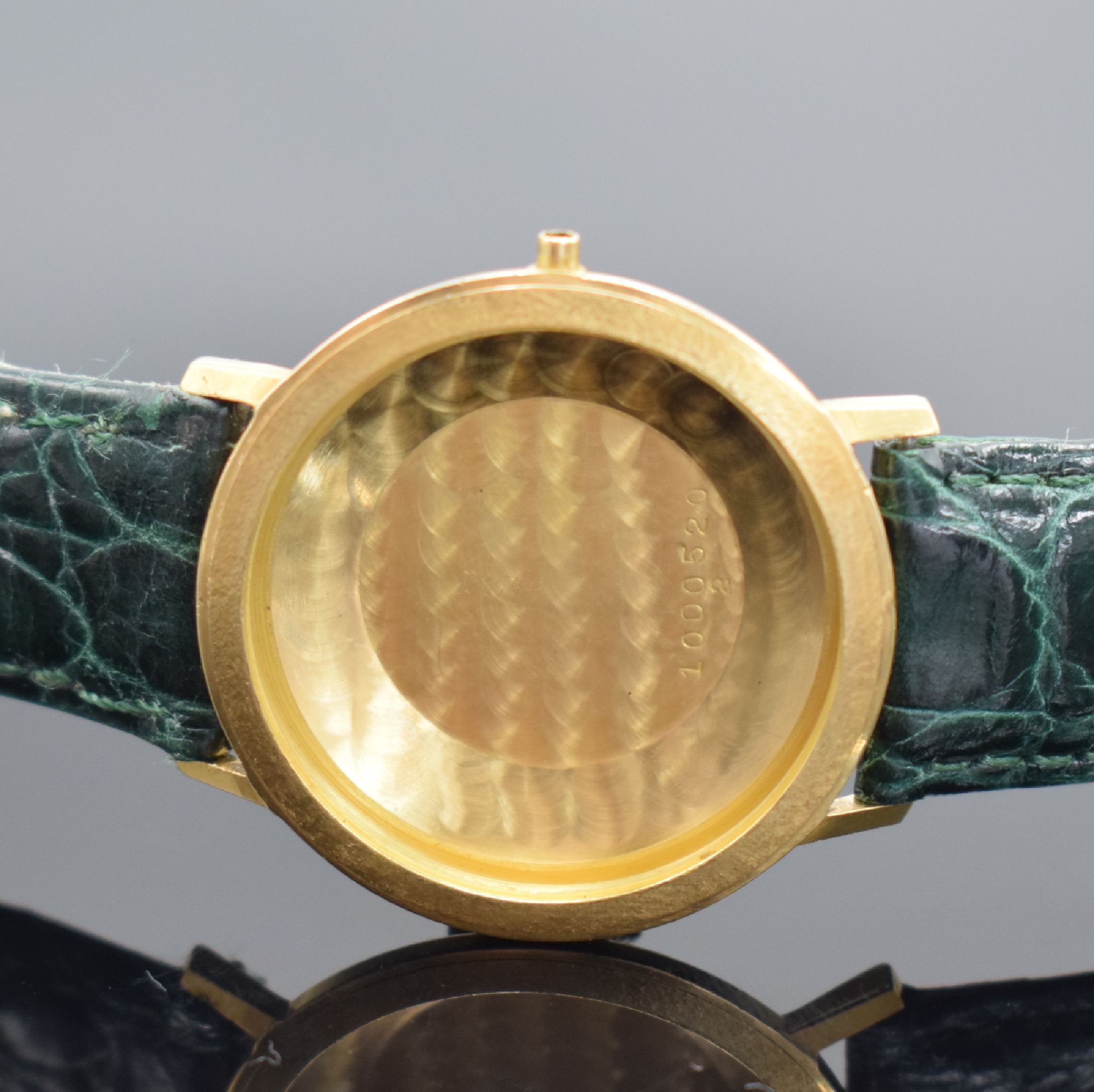 Detail g: BREITLING Referenz 2614 Herrenarmbanduhr in GG 750/000, Schweiz um 1965, Automatik, Monocoque-Geh., rückseitig sign., gold. Zifferbl., gold. Indizes ...