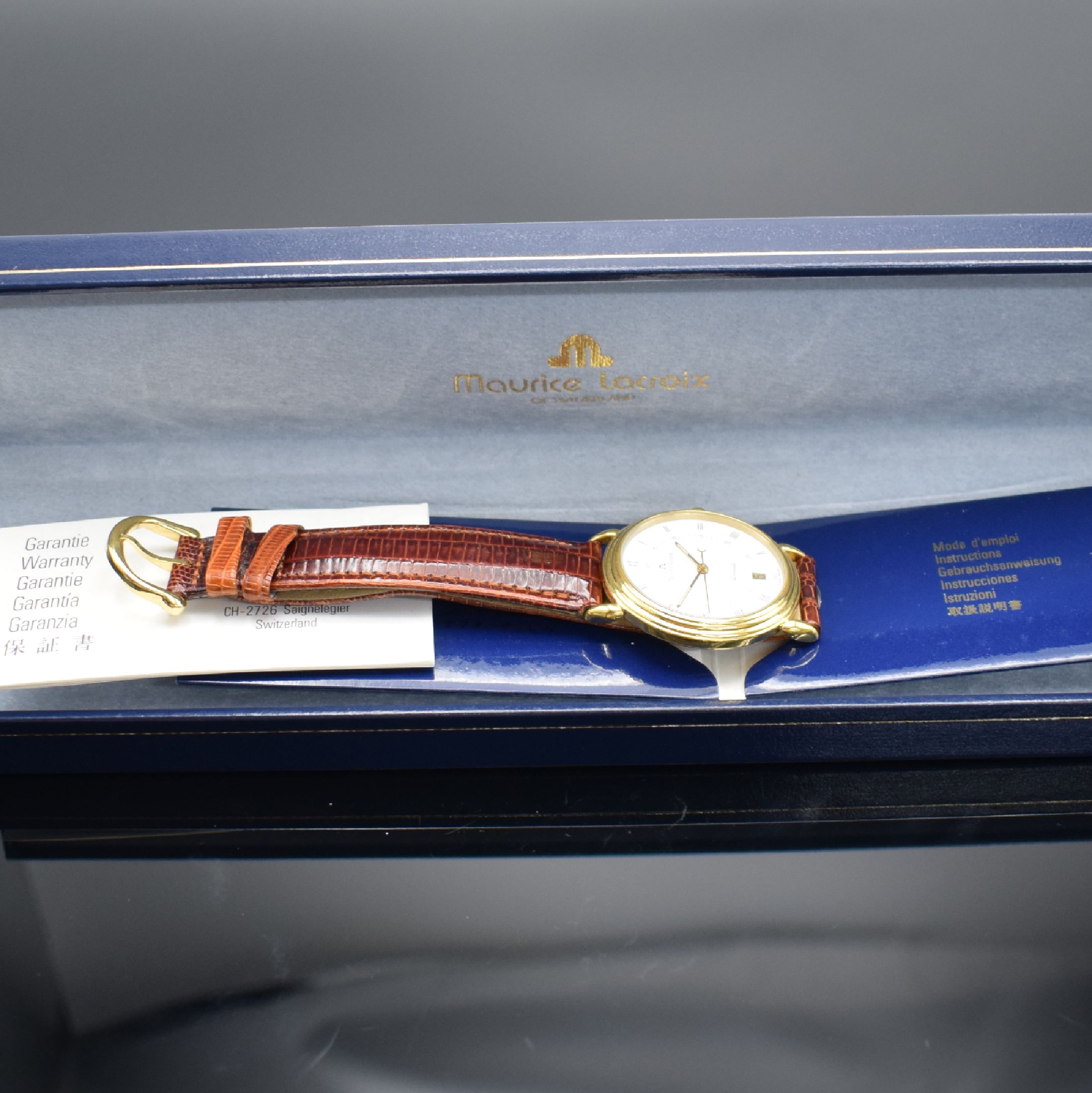 Detail e: MAURICE LACROIX vergoldete Herrenarmbanduhr, Schweiz um 1995, Automatik, beids. vergl. Geh., Ref. 11114, orig. Lederband m. verg. Stiftschl., weißes ...