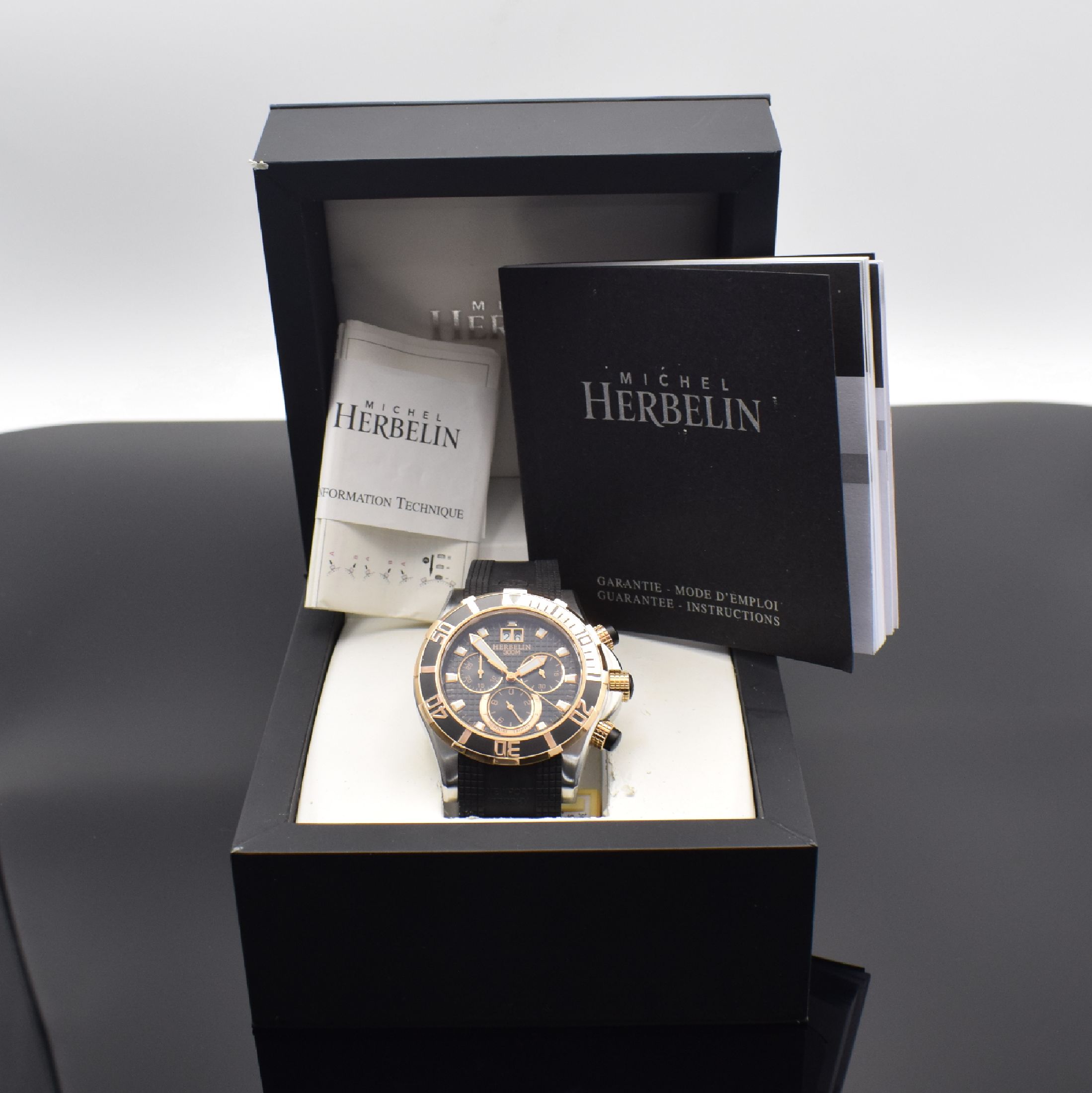 Detail e: MICHEL HERBELIN Armbandchronograph Newport Trophy Referenz 36690, Schweiz um 2015, z. T. verg. Edelstahlgeh. inkl. orig. Kautschukband m. dopp. ...
