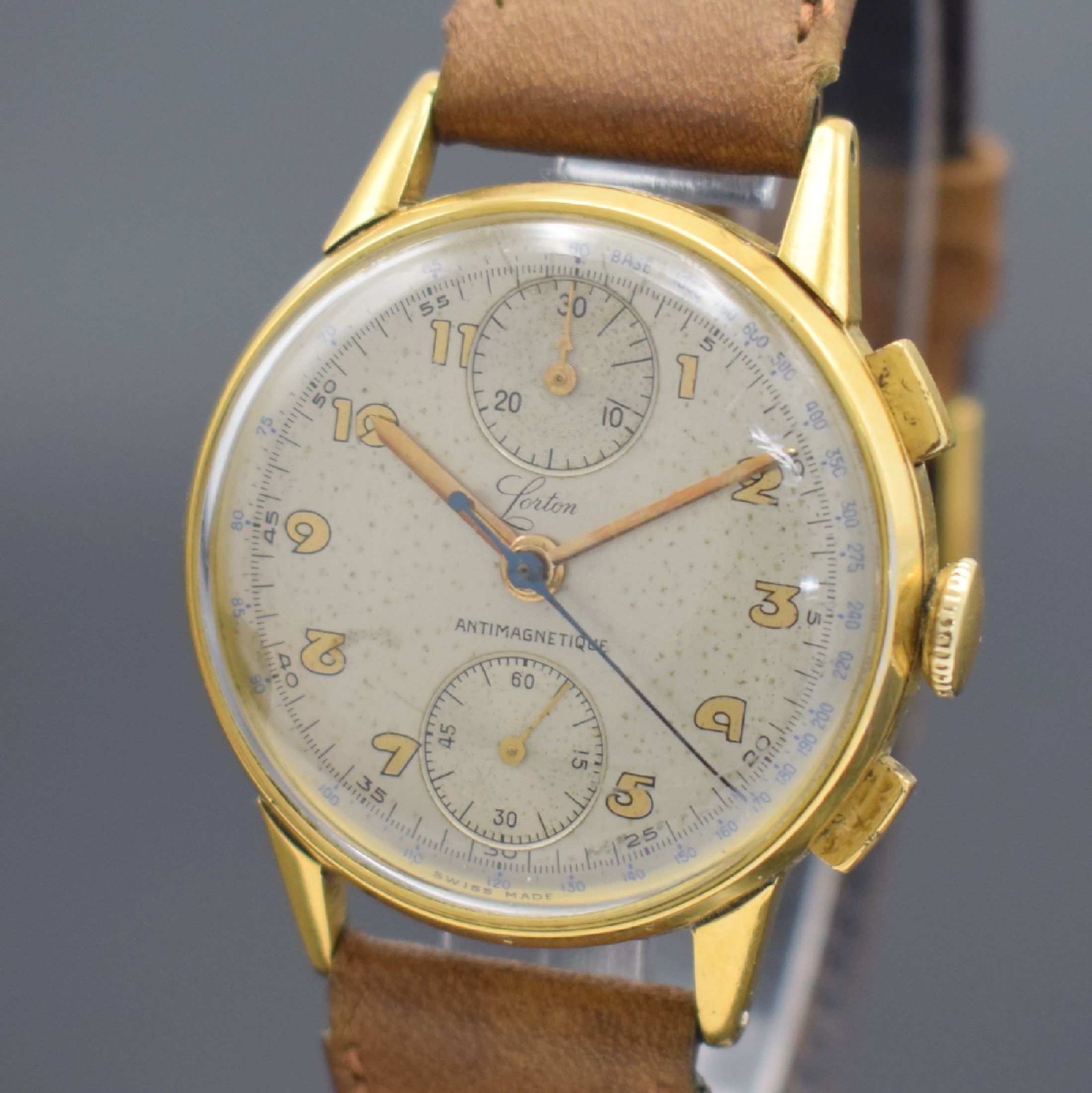 Detail a: LORTON Herrenarmbanduhr mit Chronograph Kaliber Venus 170, Schweiz um 1955, Handaufzug, verg. Geh., Stahlboden aufgedr., silb. Zifferbl. m. arab. ...