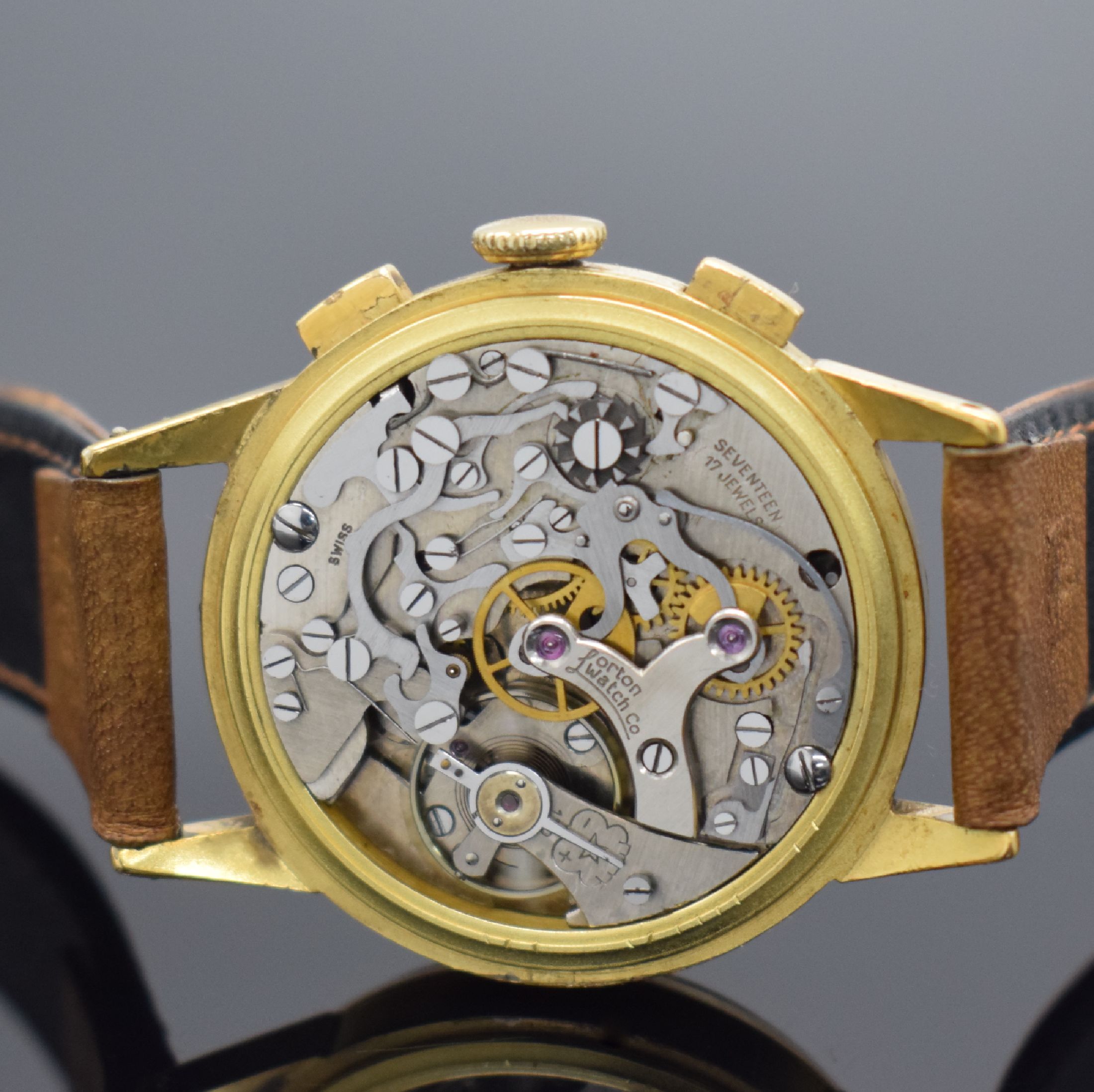 Detail d: LORTON Herrenarmbanduhr mit Chronograph Kaliber Venus 170, Schweiz um 1955, Handaufzug, verg. Geh., Stahlboden aufgedr., silb. Zifferbl. m. arab. ...