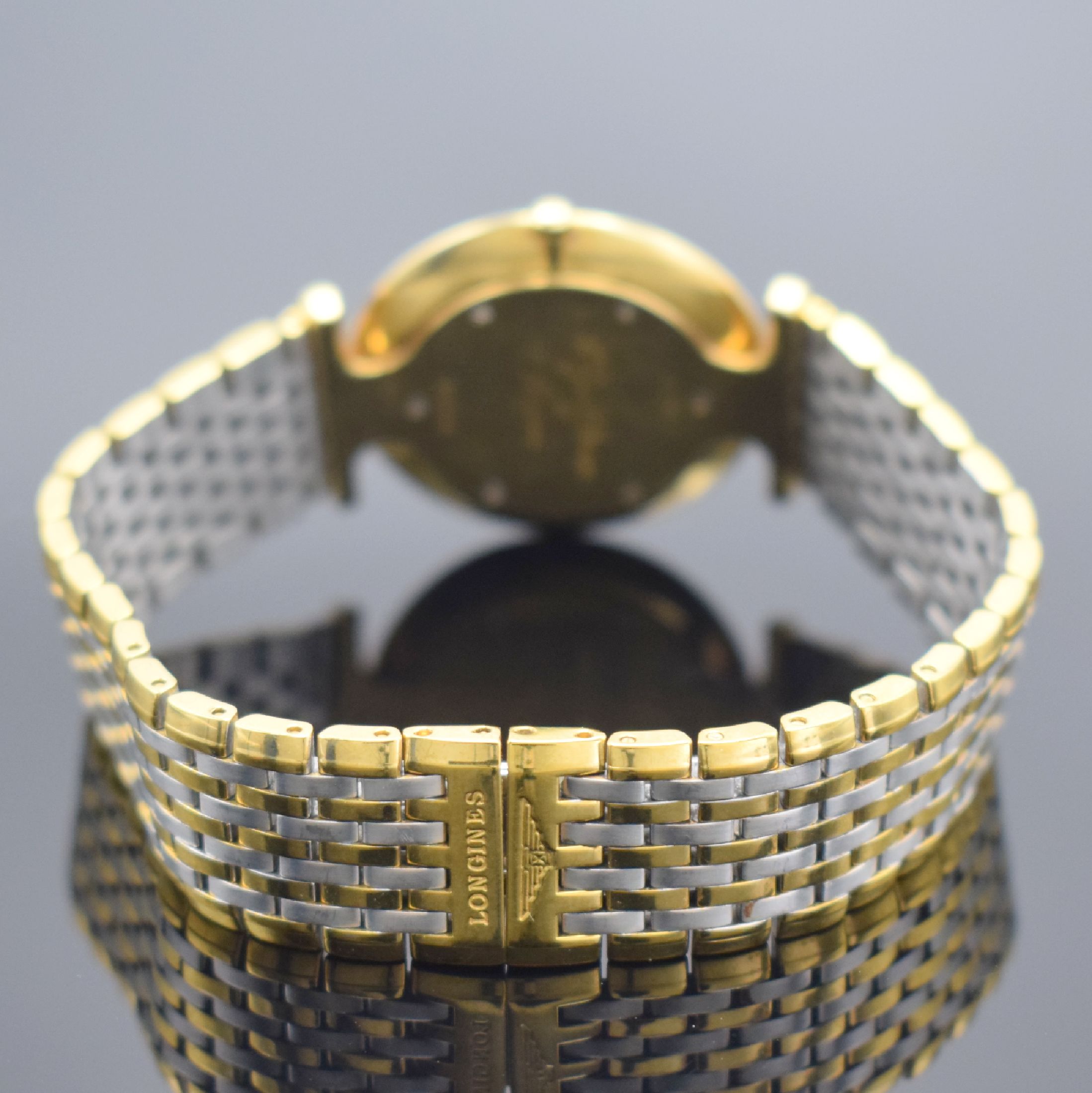 Detail b: LONGINES La Grande Classique Armbanduhr Referenz L4.709.2, Schweiz um 2012, quarz, verg. Gehäuse inkl. Gliederband m. dopp. Faltschl., Boden 6-fach ...