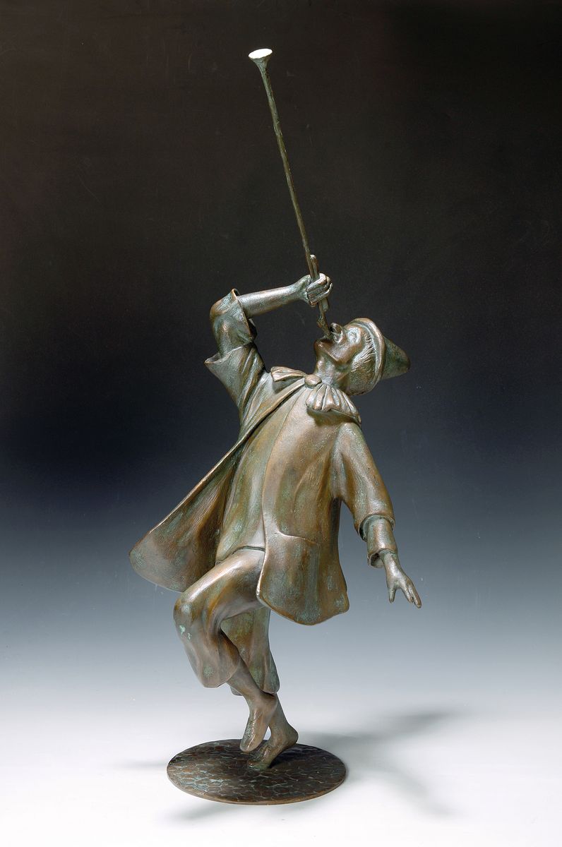 Kurt Moser, 1926 - 1982, Pierrot/Harlekin mit Flöte, Bronzeguß, am Mantel monogrammiert KM, H. 77 cm