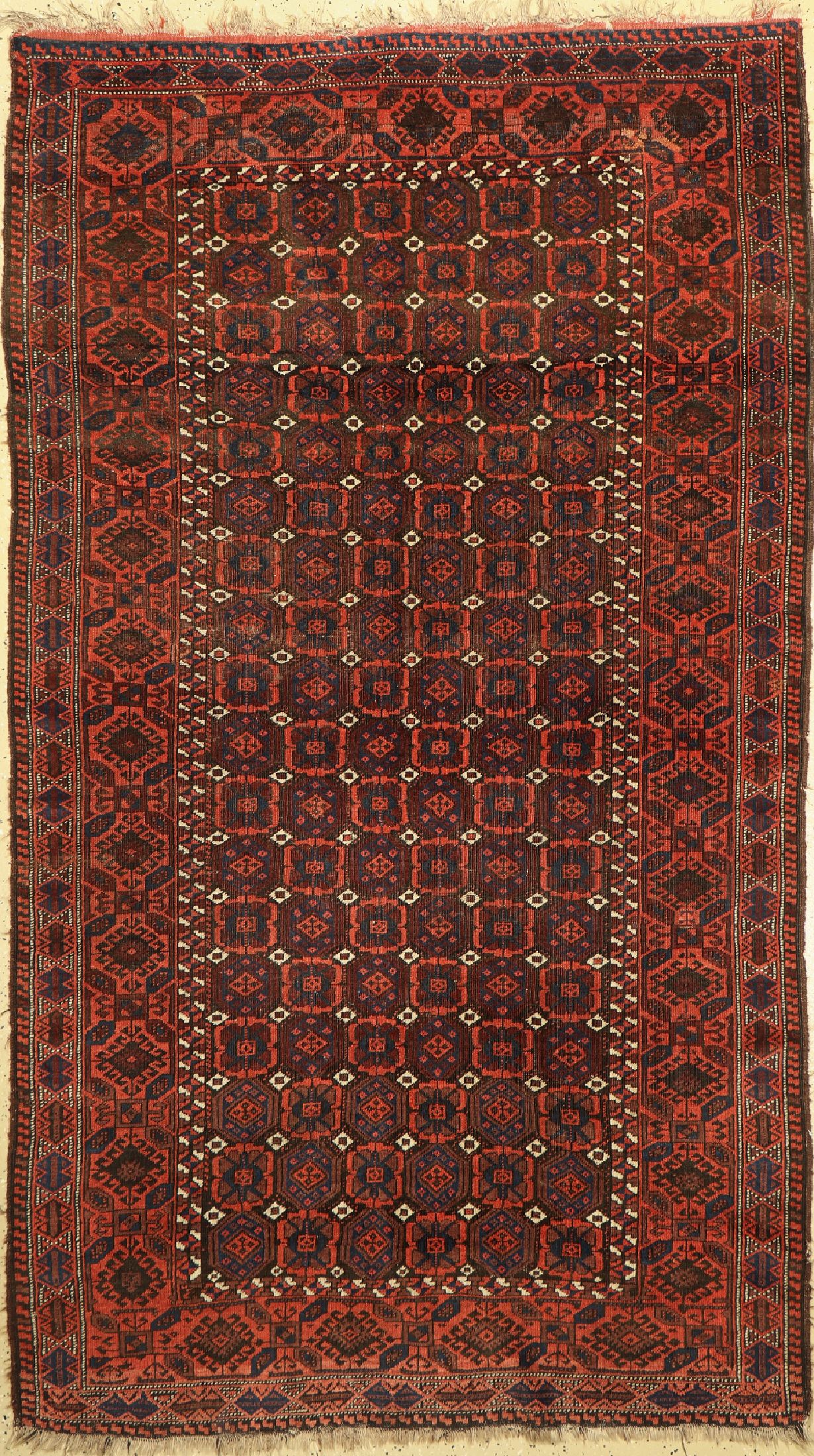 Antiker Belutsch, Persien, um 1900 , Wolle auf Wolle, ca. 250 x 124 cm, (Alters-und Gebrauchsspuren)