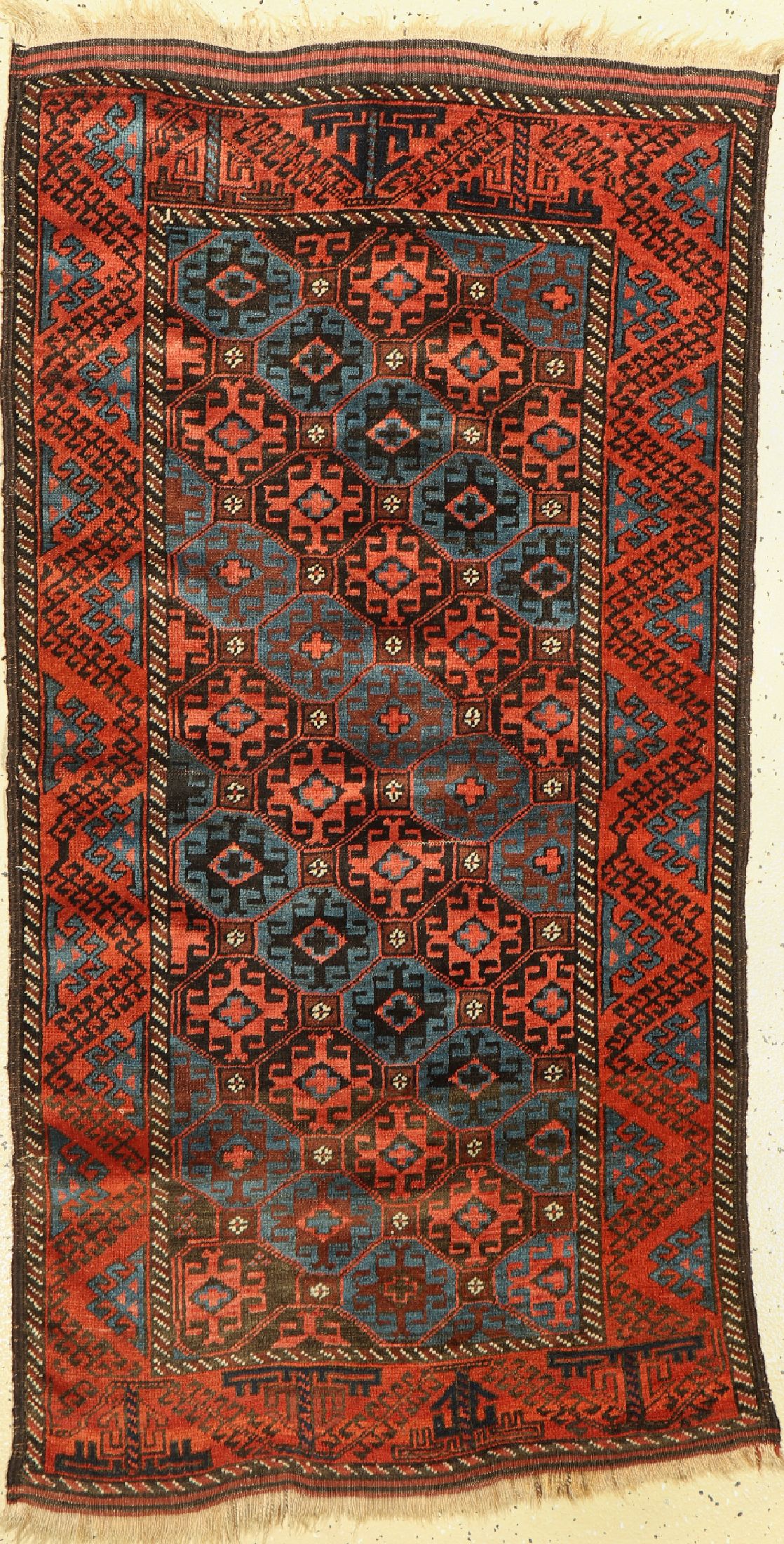 Antiker Belutsch, Persien, 19.Jhd, Wolle auf Wolle, ca. 147 x 79 cm, (Alters-und Gebrauchsspuren)