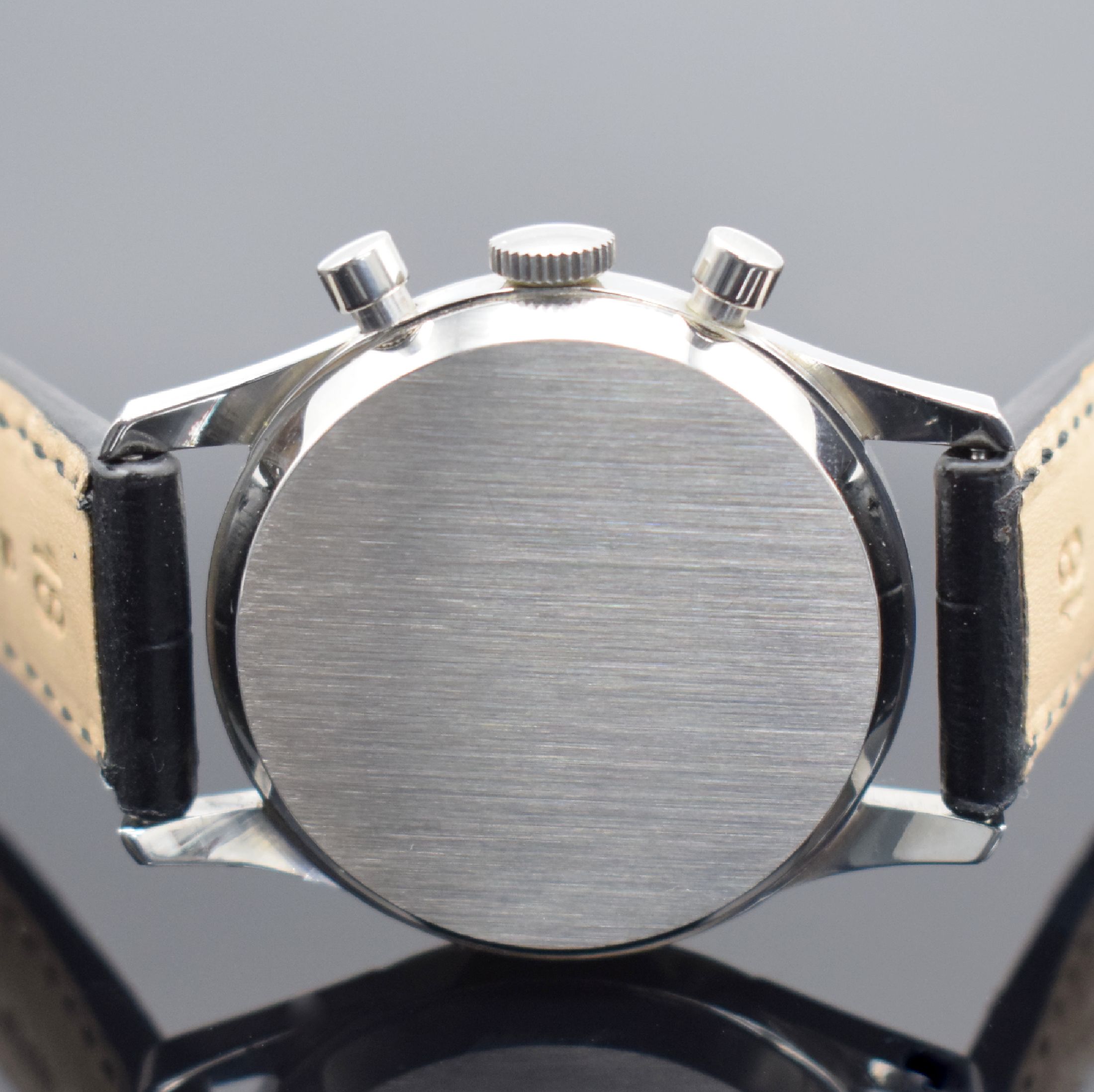 Detail c: GALLET nahezu neuwertiger & seltener Chronograph mit 24-Std.-Anzeige, Schweiz um 1970, Handaufzug, 3-teil. Stahlgeh., Boden & Glasrand aufgedr., ...