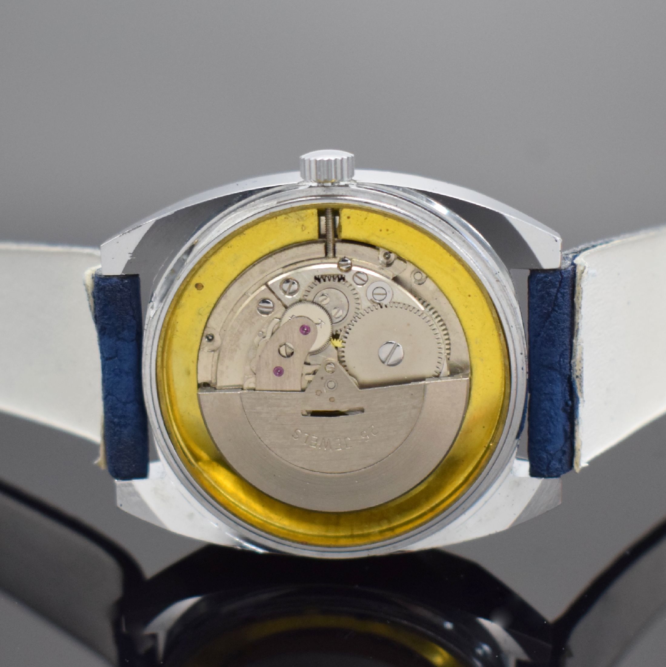 Detail d: DIGITAL Automatic Herrenarmbanduhr mit digitaler Anzeige, Schweiz um 1970, Automatik, verchr. Geh., Stahlboden aufgedr., blaues Zifferbl., digitale ...