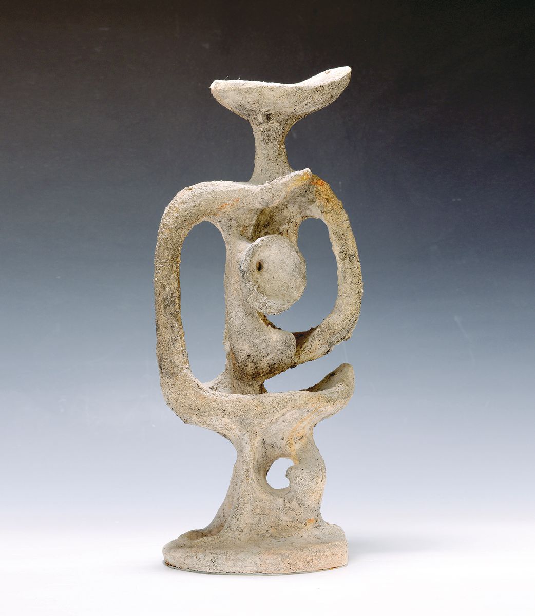Roth, Künstler der Mitte des 20.Jh., akademische Ausbildung anzunehmen, abstrakt-figurale Skulptur, Ton, gekörnte Oberfläche, vielansichtig, ...