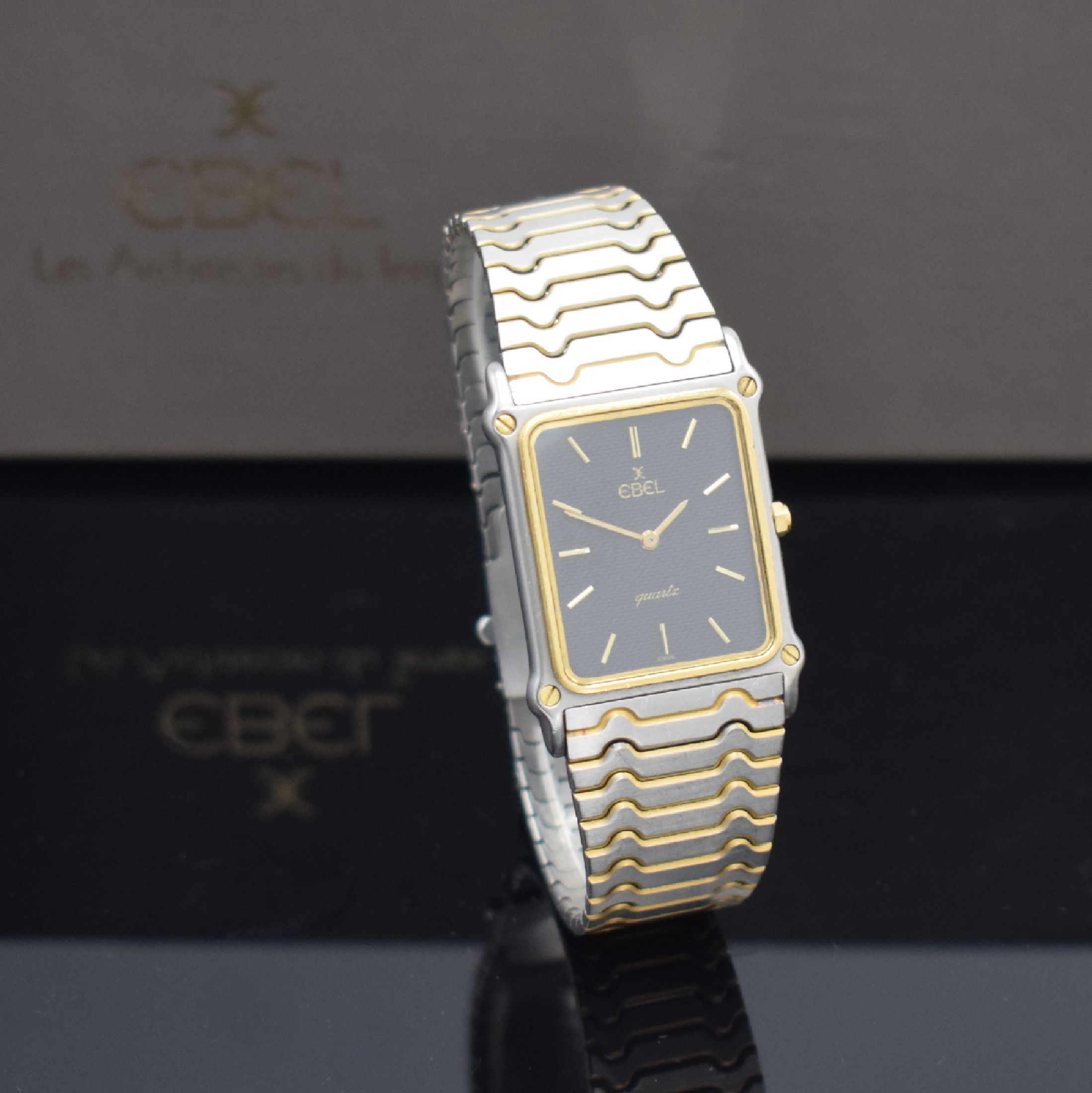 Detail b: EBEL Armbanduhr in Edelstahl & Gold, Schweiz um 1984, quarz, Boden 4-fach verschr., Gliederband (1x Befest.-Schr. fehl. bzw. abgebr.), m. ...