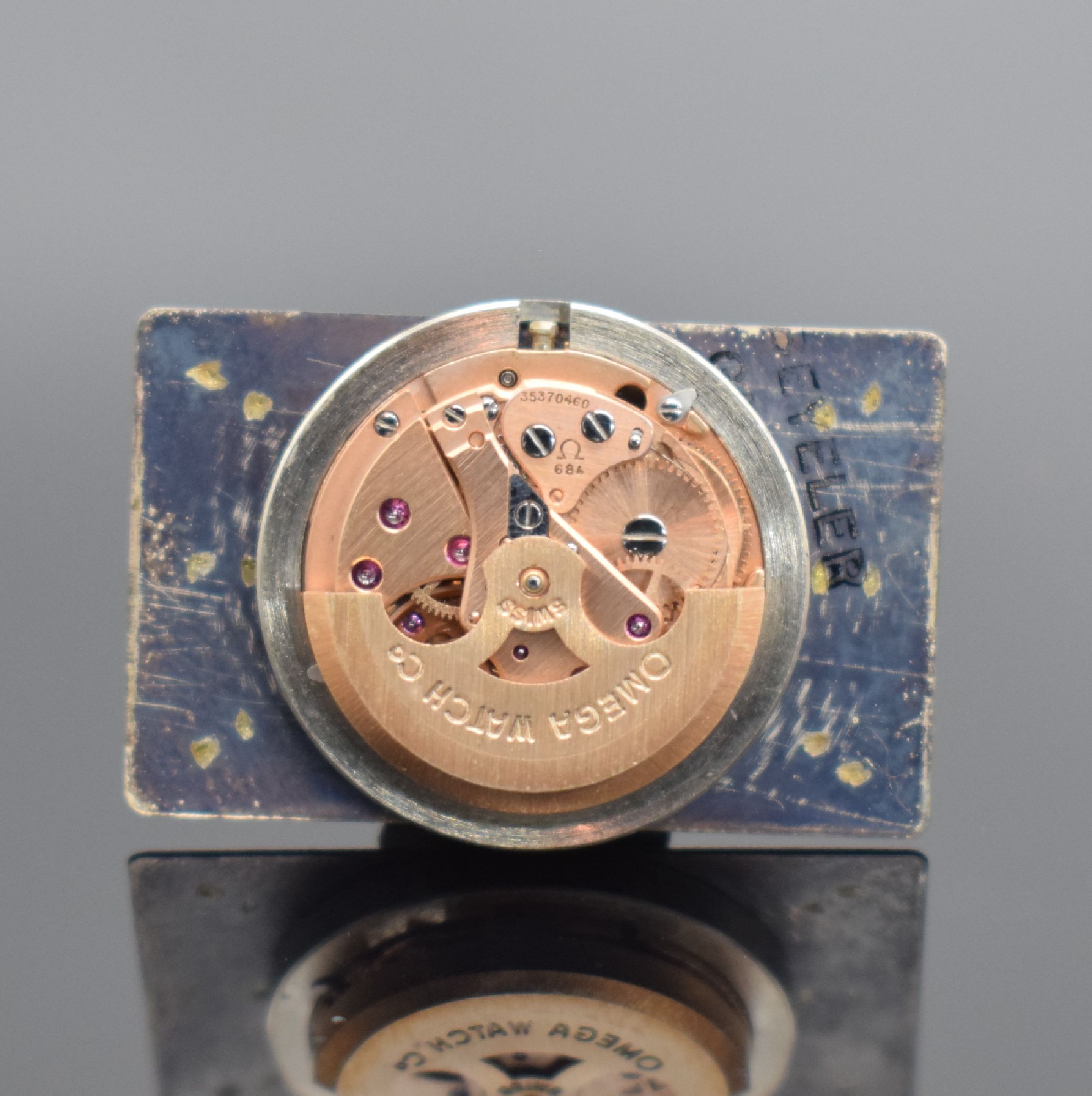 Detail e: OMEGA De Ville Herrenarmbanduhr Referenz 155.007, Automatik, Schweiz um 1972, aufw. mass. Edelstahlstülpgeh. inkl. Gliederband m. Faltschl., blaues ...