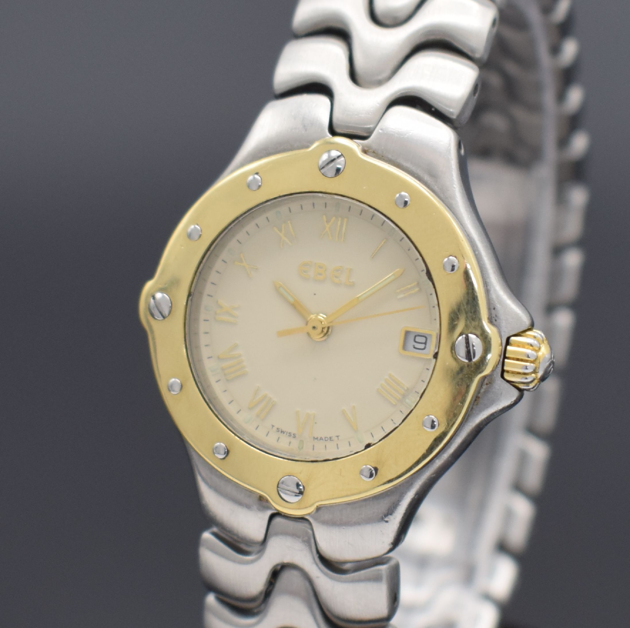Detail a: EBEL Damenarmbanduhr Sportwave Referenz 6087621, Schweiz um 1995, quarz, Ref. 6087621, z. T. verg. Edelstahlgeh. inkl. Gliederband mit dopp. ...