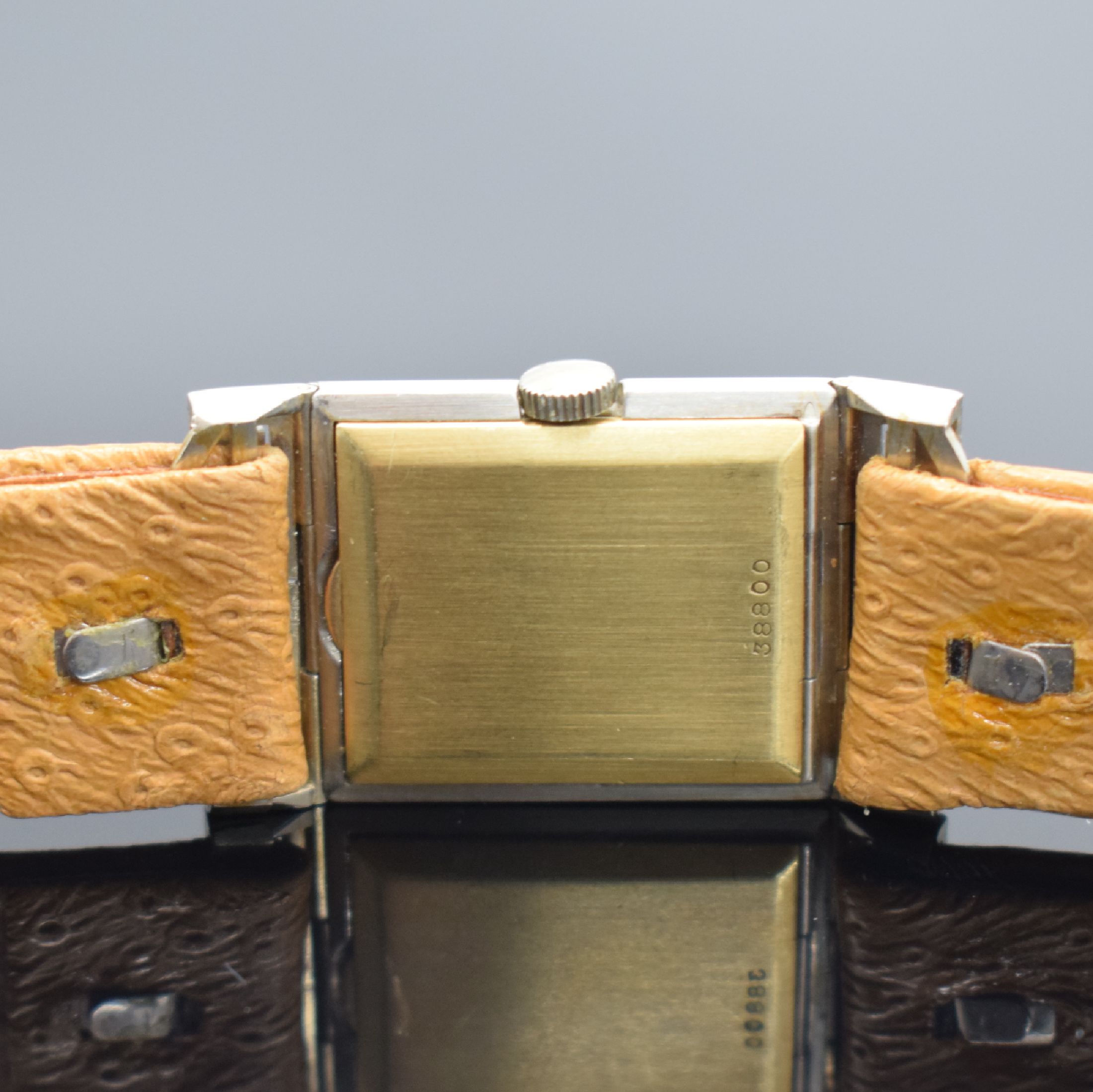 Detail c: GLYCINE Armbanduhr in GG/WG 750/000, Handaufzug, Schweiz um 1935, ausgef. Scharniergeh. m. bewegl. Bandanst., gold. Duoton-Zifferbl. altersbed. fl., ...