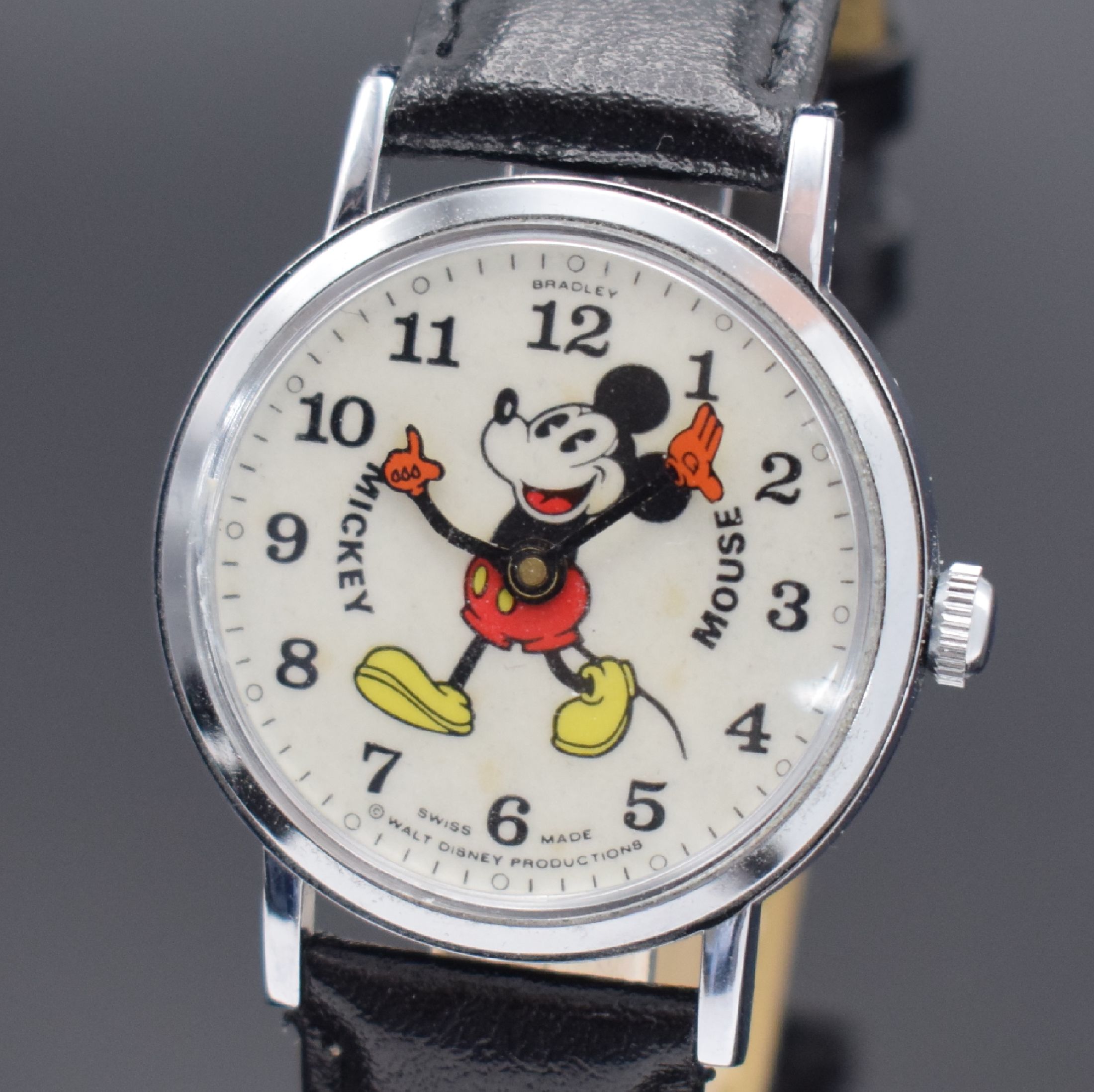 Detail a: MICKEY MOUSE BRADLEY seltene Armbanduhr, Schweiz um 1960, Handaufzug, verchr. Geh., Boden aufgedr., lack. Metallzifferbl. m. M. Mouse Motiv, Min.- & ...