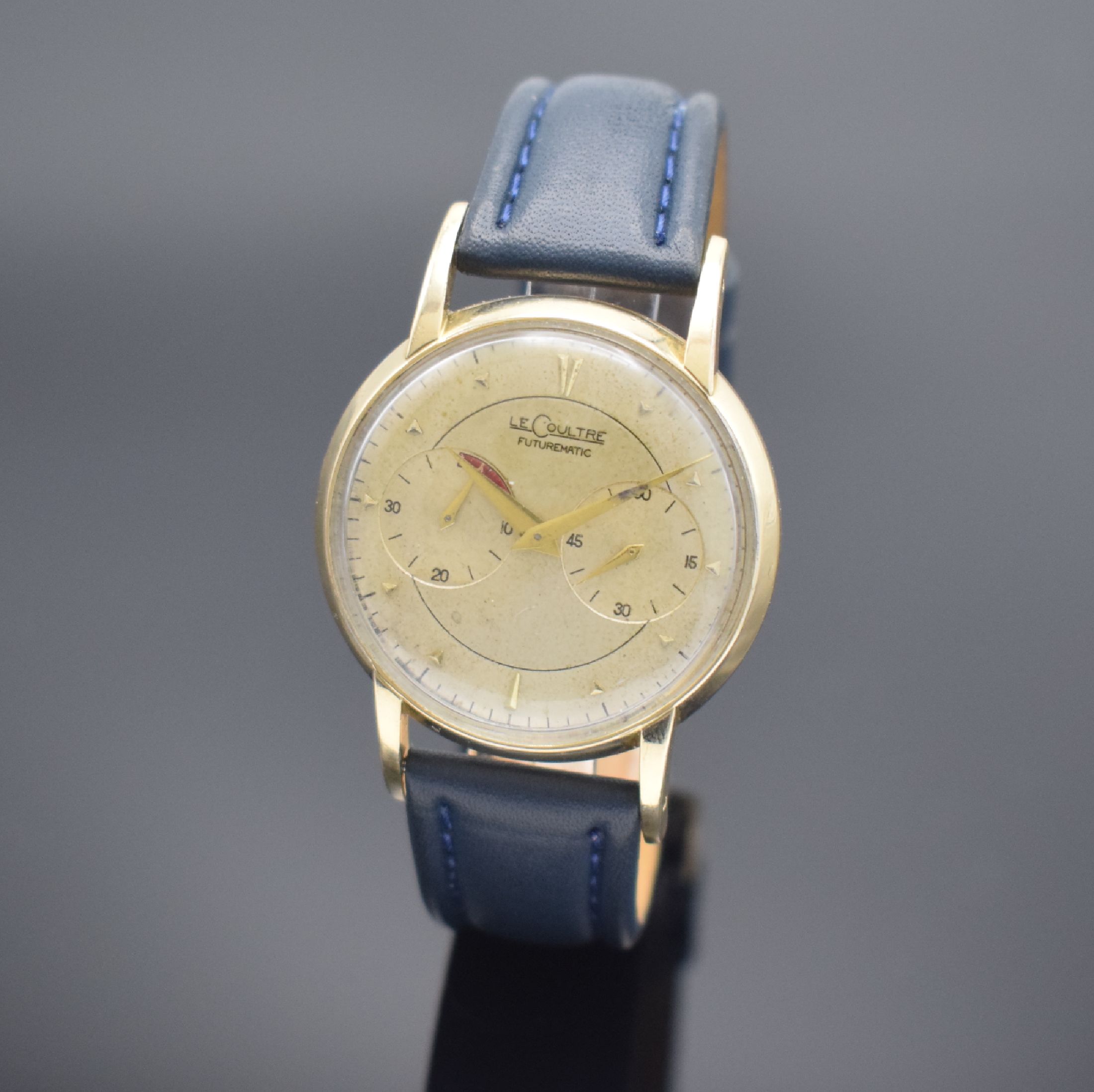 LeCoultre Futurematic Herrenarmbanduhr mit Gangreserveanzeige, Schweiz/USA um 1955, Hammerautomatik, 2-teil. 10k Gold Filled Gehäuse, Boden ...