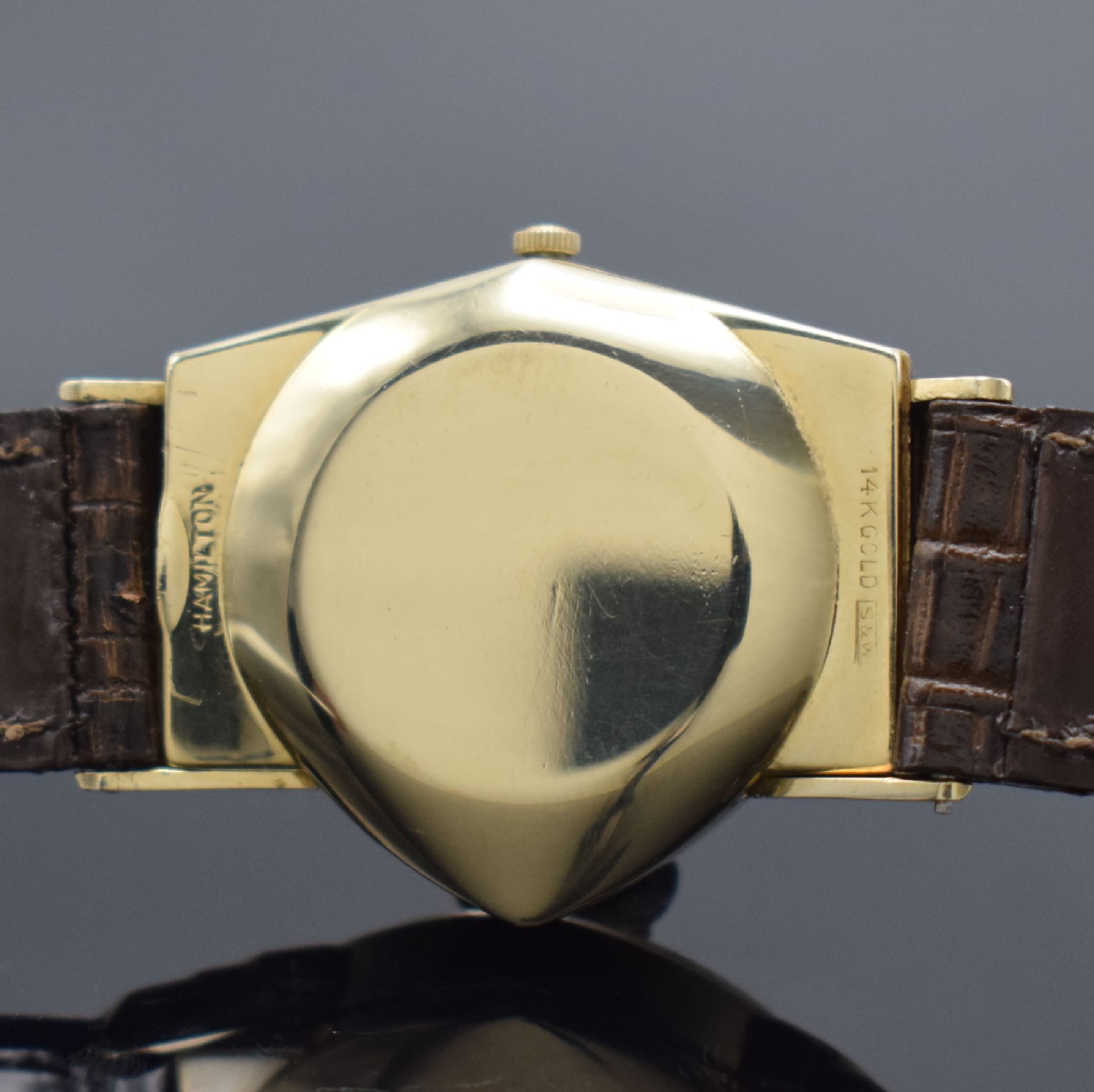 Detail c: HAMILTON ELECTRIC seltene Herrenarmbanduhr in GG 585/000, USA um 1959, asym. Gehäuse, Boden aufgedr., eine der ersten elektromechanischen Uhren, ...