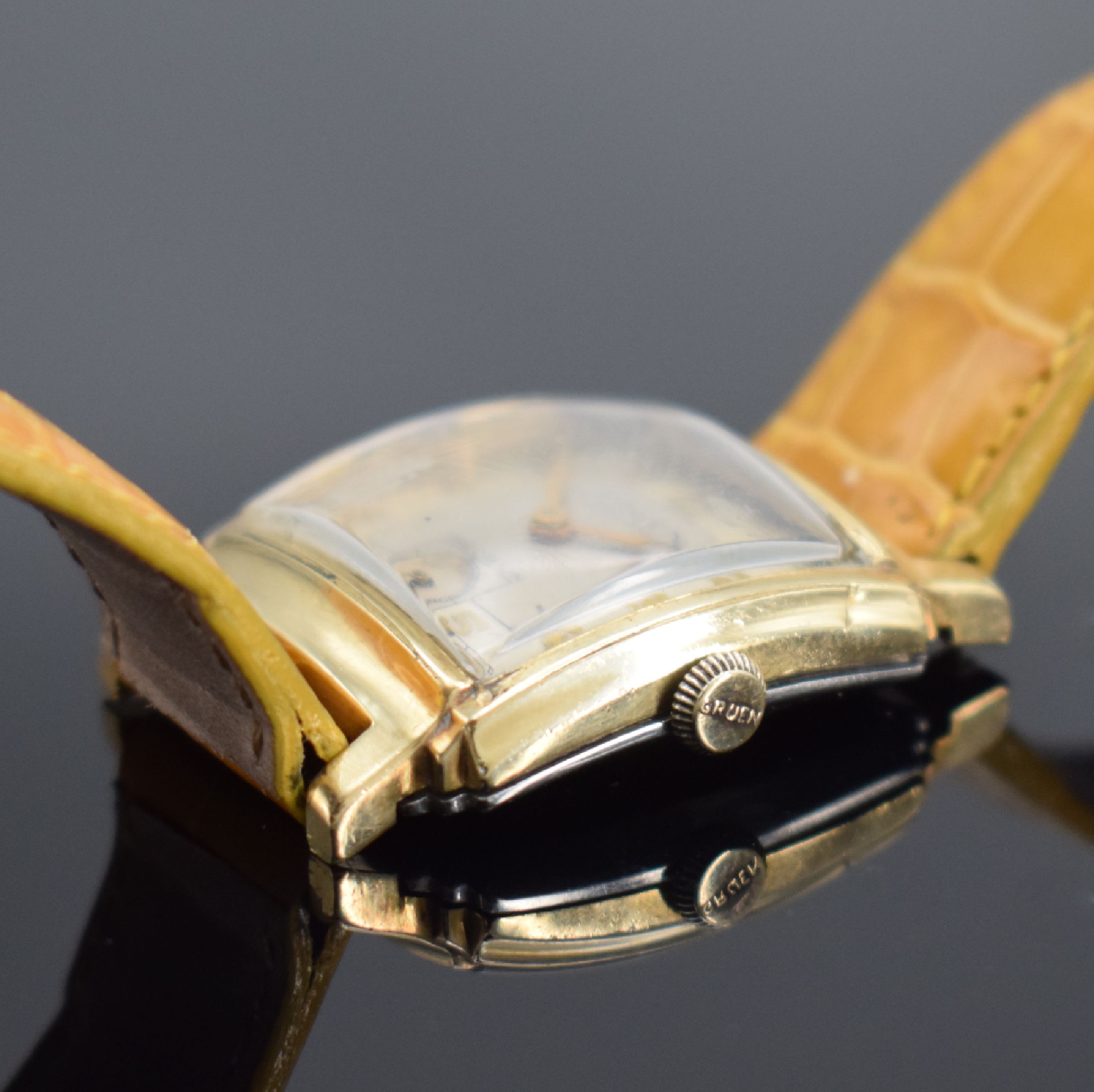 Detail b: GRUEN Veri-Thin Precision Armbanduhr, Schweiz/USA 1940er Jahre, Handaufzug, 10k Gold-filled Lünette dell., aufgedr. Boden, silb. Duoton-Zifferbl. ...