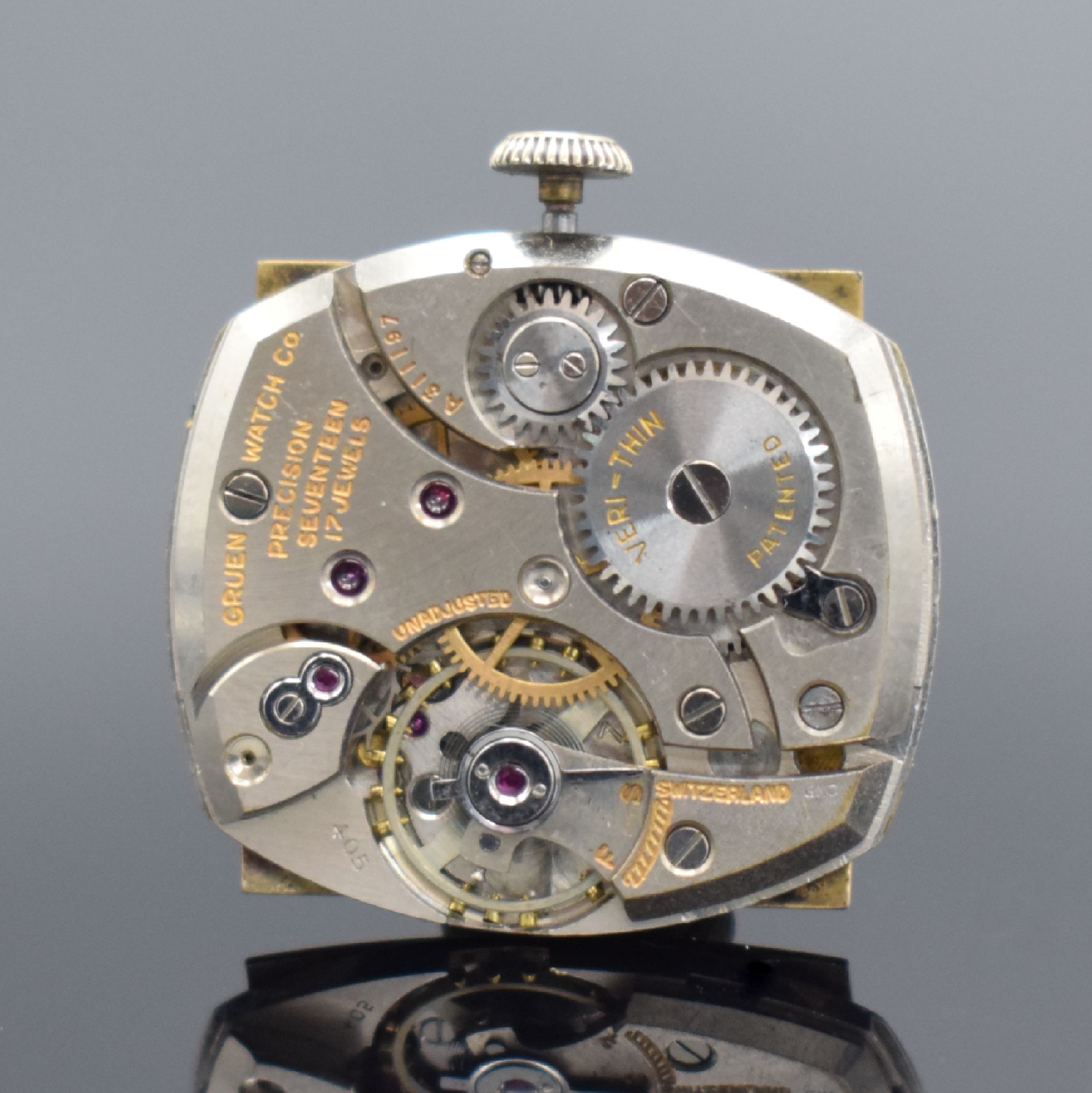 Detail d: GRUEN Veri-Thin Precision Armbanduhr, Schweiz/USA 1940er Jahre, Handaufzug, 10k Gold-filled Lünette dell., aufgedr. Boden, silb. Duoton-Zifferbl. ...