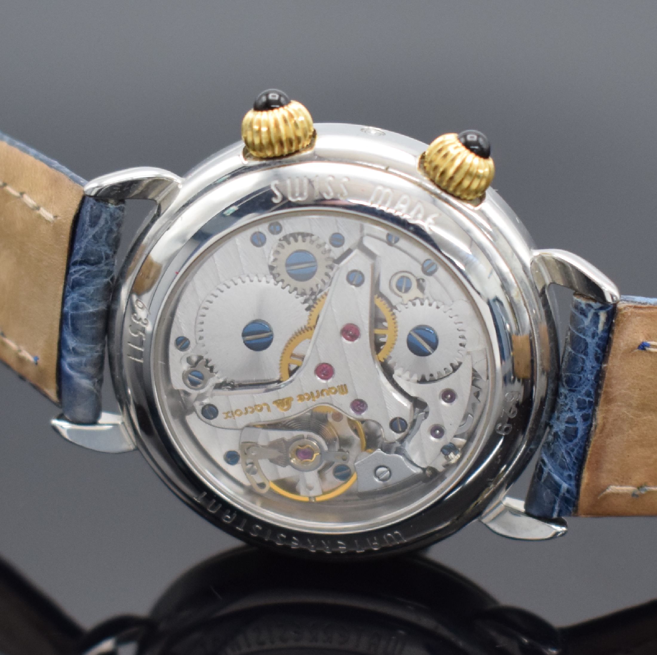 Detail c: MAURICE LACROIX Armbandwecker Modellserie Reveil, Schweiz um 1995, Handaufzug, Edelstahlgeh., Kronen m. Schmucksteinen, GG- Lünette, beids. ...