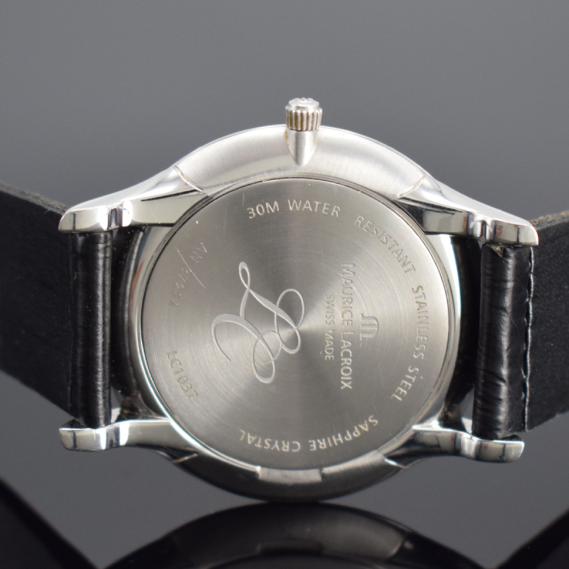 Detail c: MAURICE LACROIX Herrenarmbanduhr, Schweiz um 2010, quarz, Ref. LC1037, Edelstahlgeh., Boden m. Monogramm aufgedr., silb. Duoton- Zifferbl. m. aufges. ...