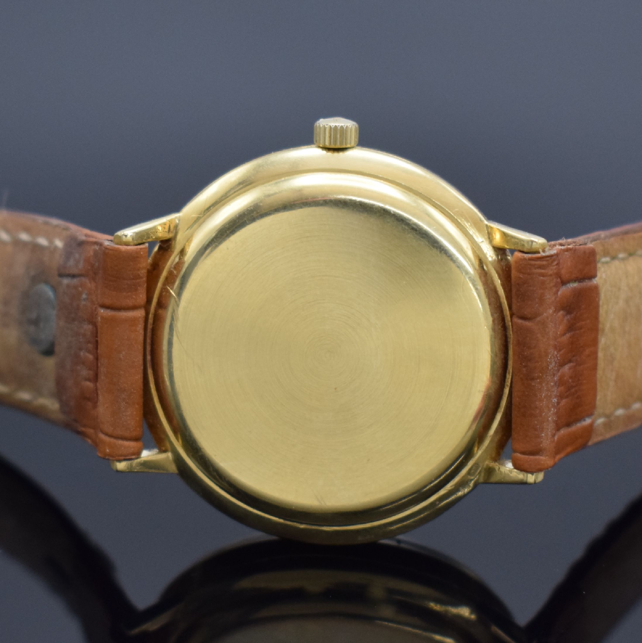 Detail c: LONGINES Herrenarmbanduhr in GG 750/000 Referenz 7497 mit Kaliber 355, Schweiz um 1966, Automatik, 2-teil. Geh. dell., Boden aufgedr., silb. ...