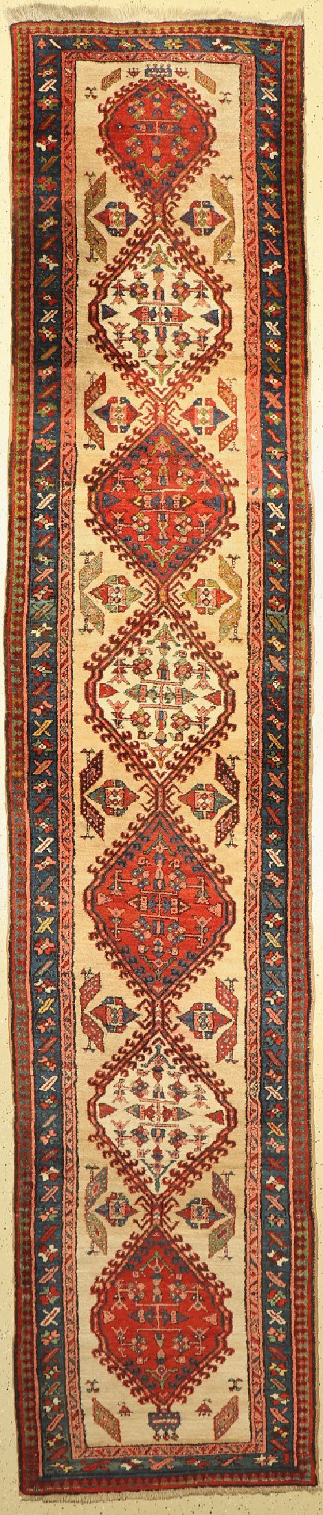 Antiker Sarab, Persien, um 1910, Wolle auf Wolle, ca. 459 x 91 cm, EHZ: 2