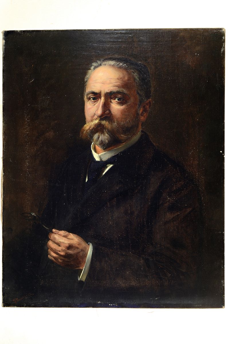 Unbekannter Porträtist, um 1900, Bildnis eines bärtigen Mannes mit Lesebrille in der Hand, links unten in rot unleserlich signiert,Öl/Lwd, 72x58 ...