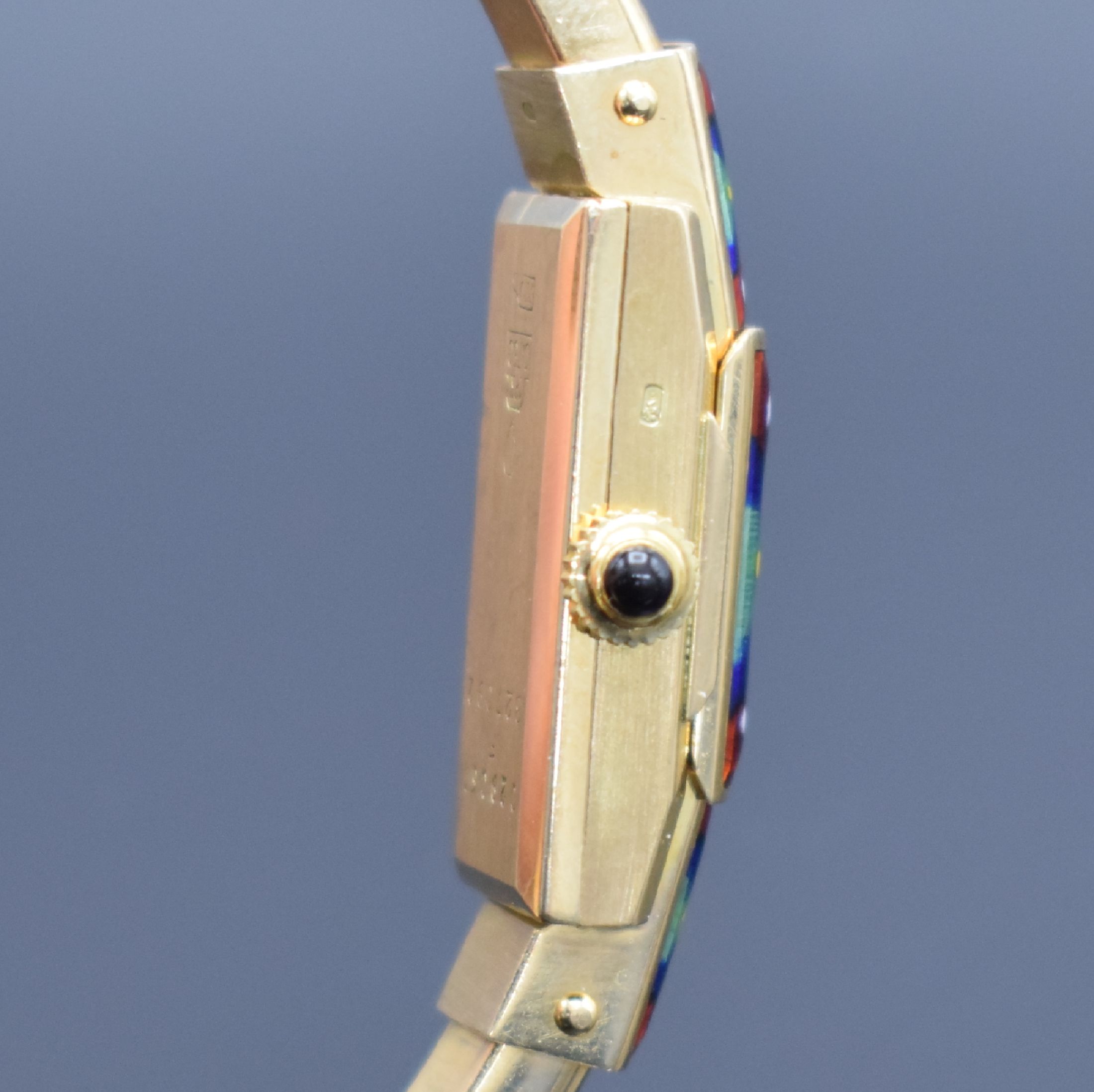 Detail c: KELBERT seltene emaillierte Spangenuhr in GG 750/000, Handaufzug, Schweiz um 1965, Boden aufgedr., mehrfarbig transluzid emaill. Geh. & Spange, gold. ...