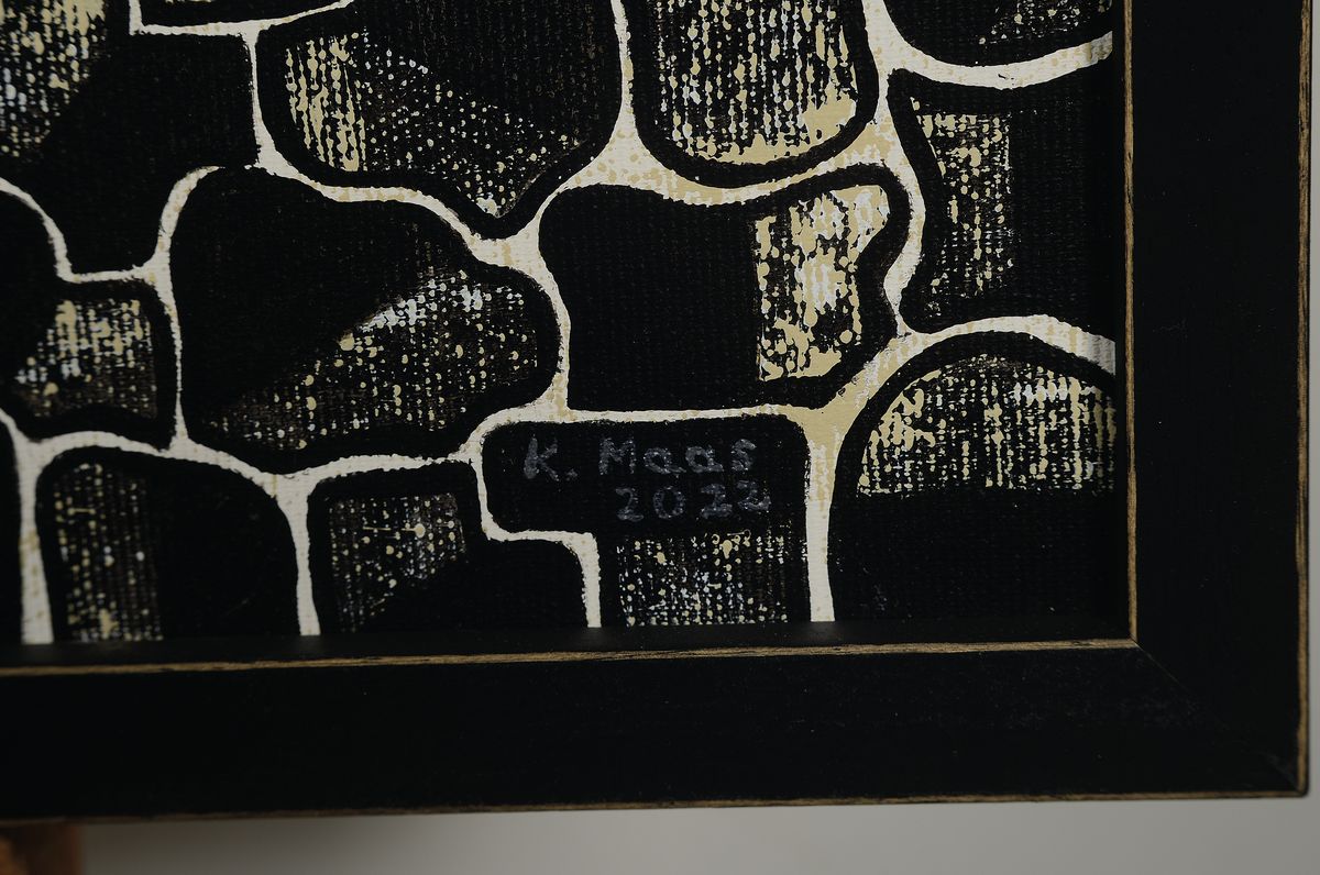 Detail a: Karin Maas, geb. 1952, Messen und Ausstellungen im In-und Ausland, Titel: Leuchten im Dunkel, abstrakte Komposition, Acyrl/Lwd, re. unten sign., dat. ...