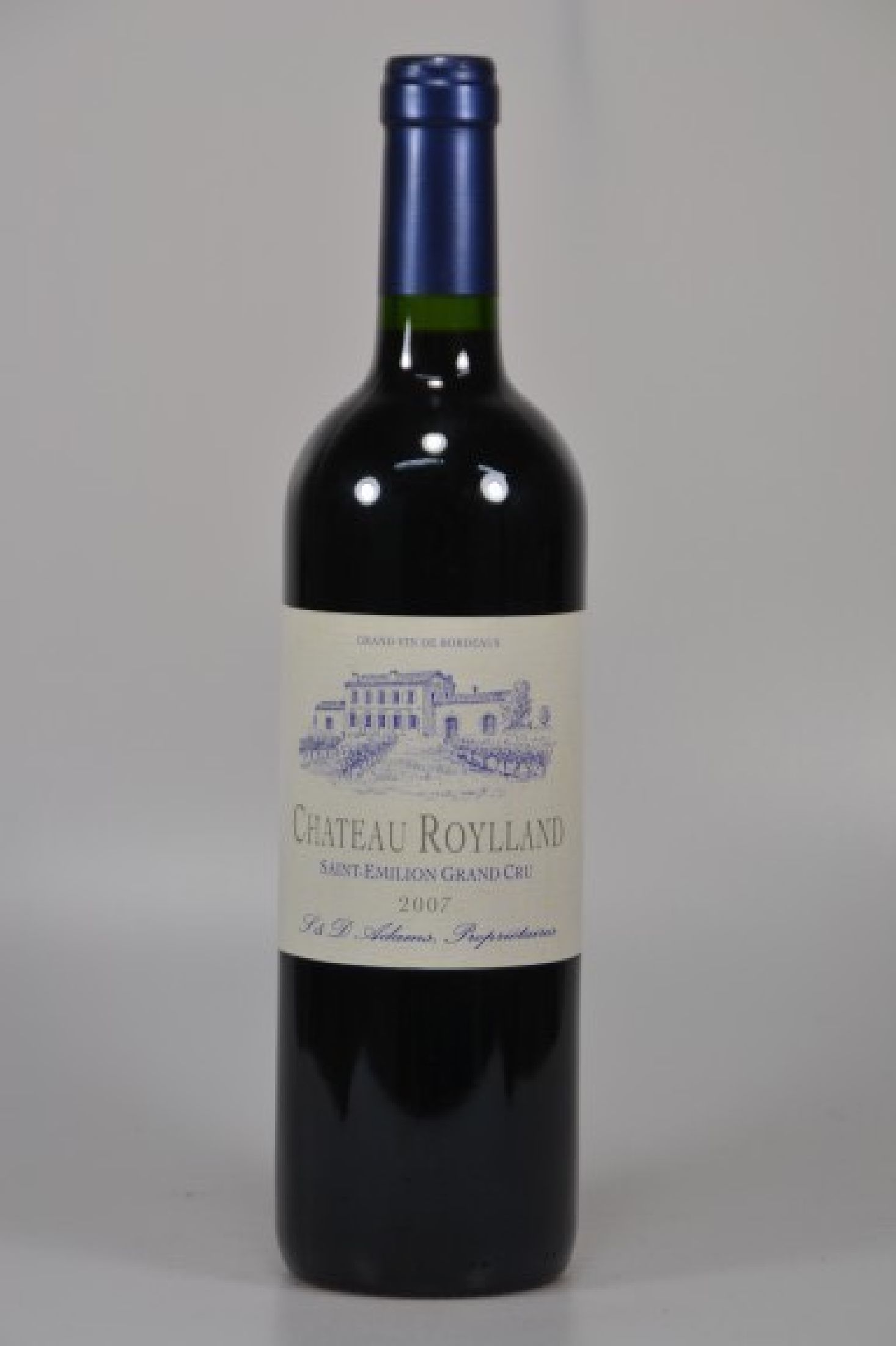 3 Flaschen Chateau Roylland 2007, Saint-Emilion Grand Cru, 0.75l, 12.5%vol., orig. verkorkt und unverkostet, high fill