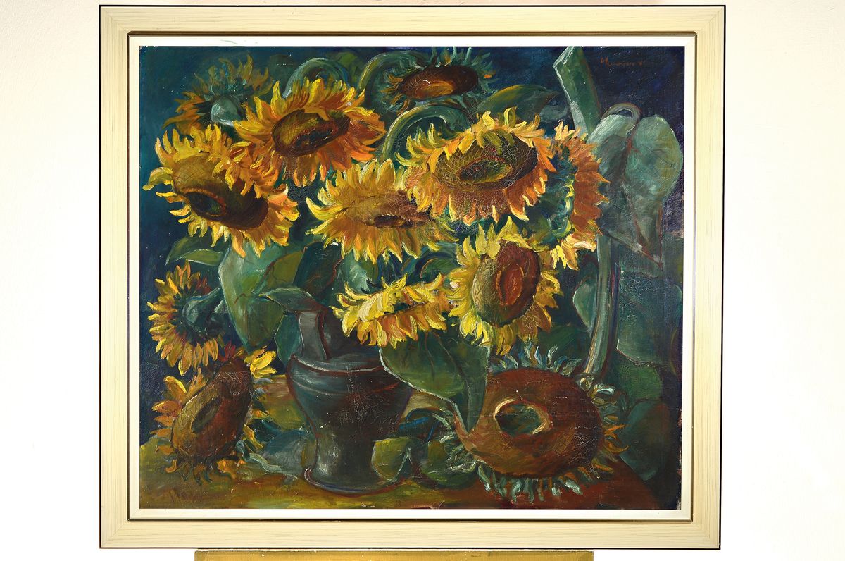 Detail k: W. Knapp, datiert (19)42, Großes Stillleben mit Sonnenblumen, Öl/Lwd, rechts oben signiert und dat., ca. 91x107cm, R. ca. 105x121cm