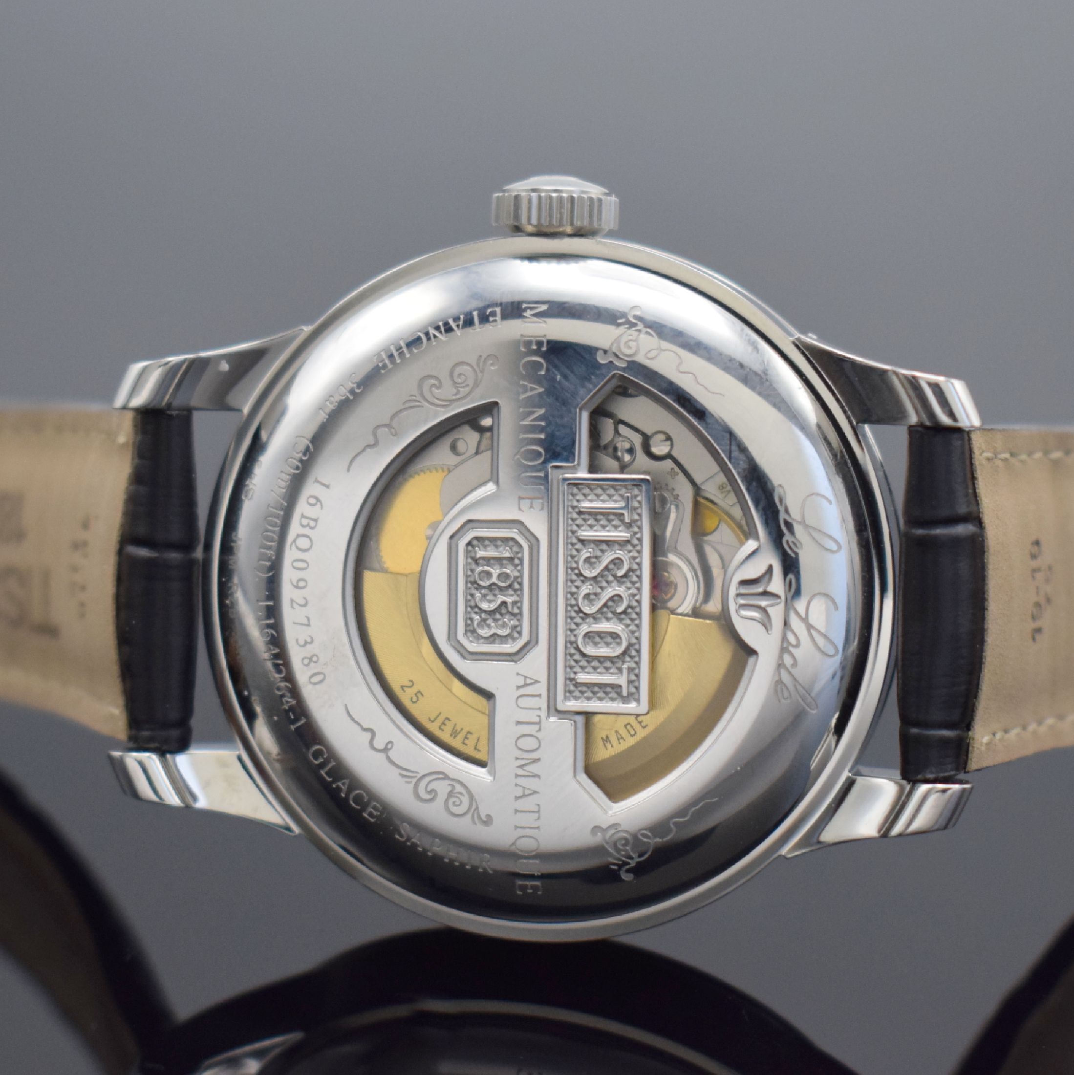 Detail d: TISSOT Le Locle Herrenarmbanduhr in Stahl Referenz L164/264-1, Automatik, Schweiz um 2010, 3-teil. Geh., Boden & Glasrand aufgedr., orig. Lederband ...