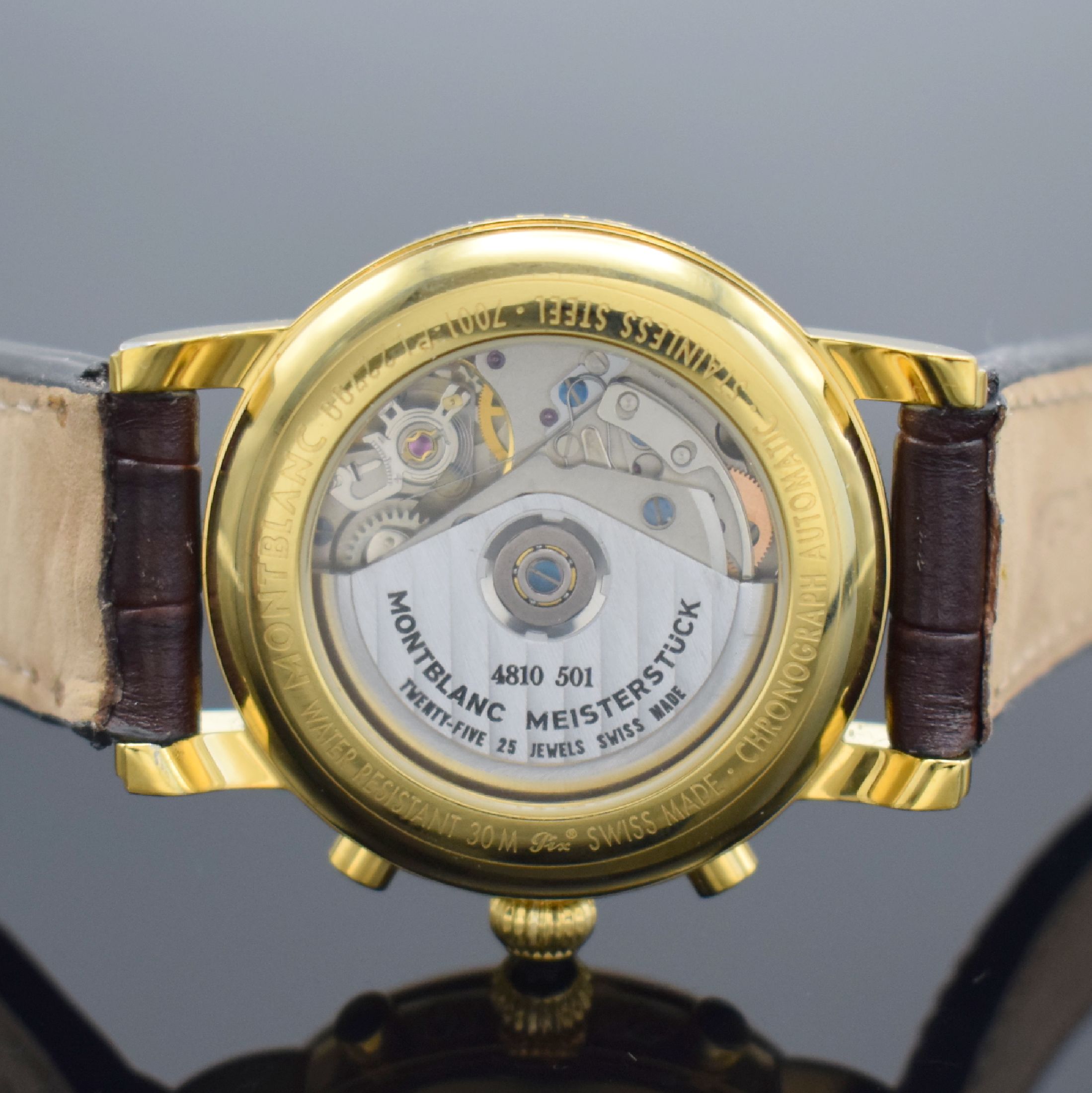Detail e: MONTBLANC Automatikchronograph Meisterstück Referenz 7001, Schweiz um 2005, verg. Edelstahlgeh. beids. vergl., Boden & Glasrand aufgedr., emailfarb. ...